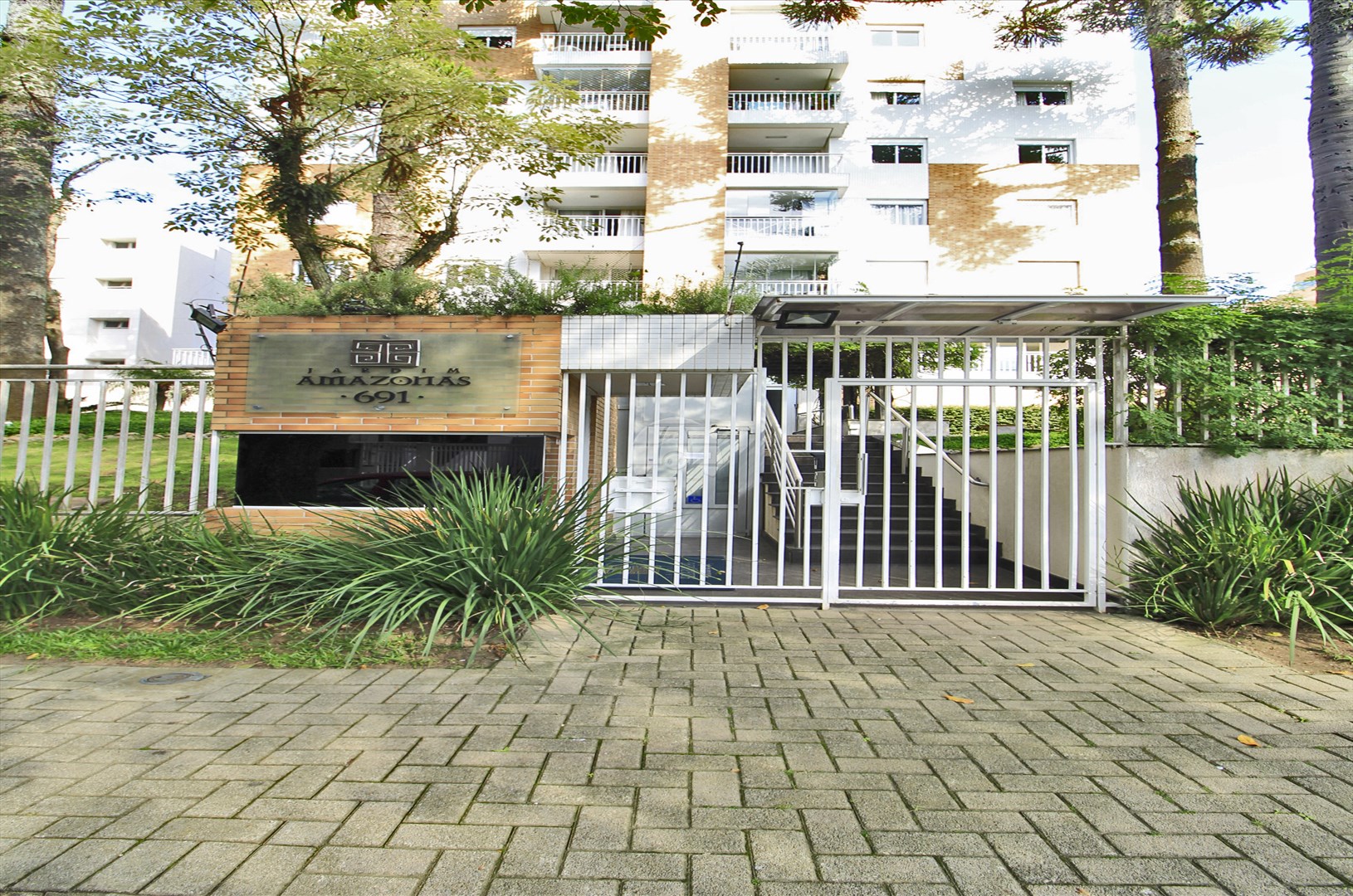 Apartamento Residencial para Locação no Bairro Água Verde ref. 84378 (3 / 10)