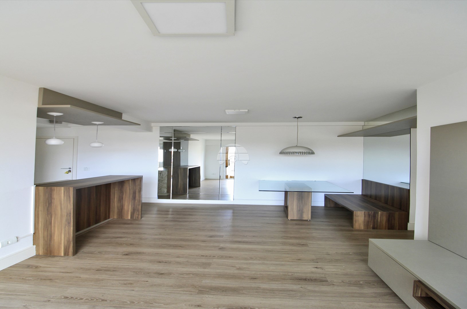 Apartamento para alugar em Água Verde, Curitiba — Portal Chave Fácil