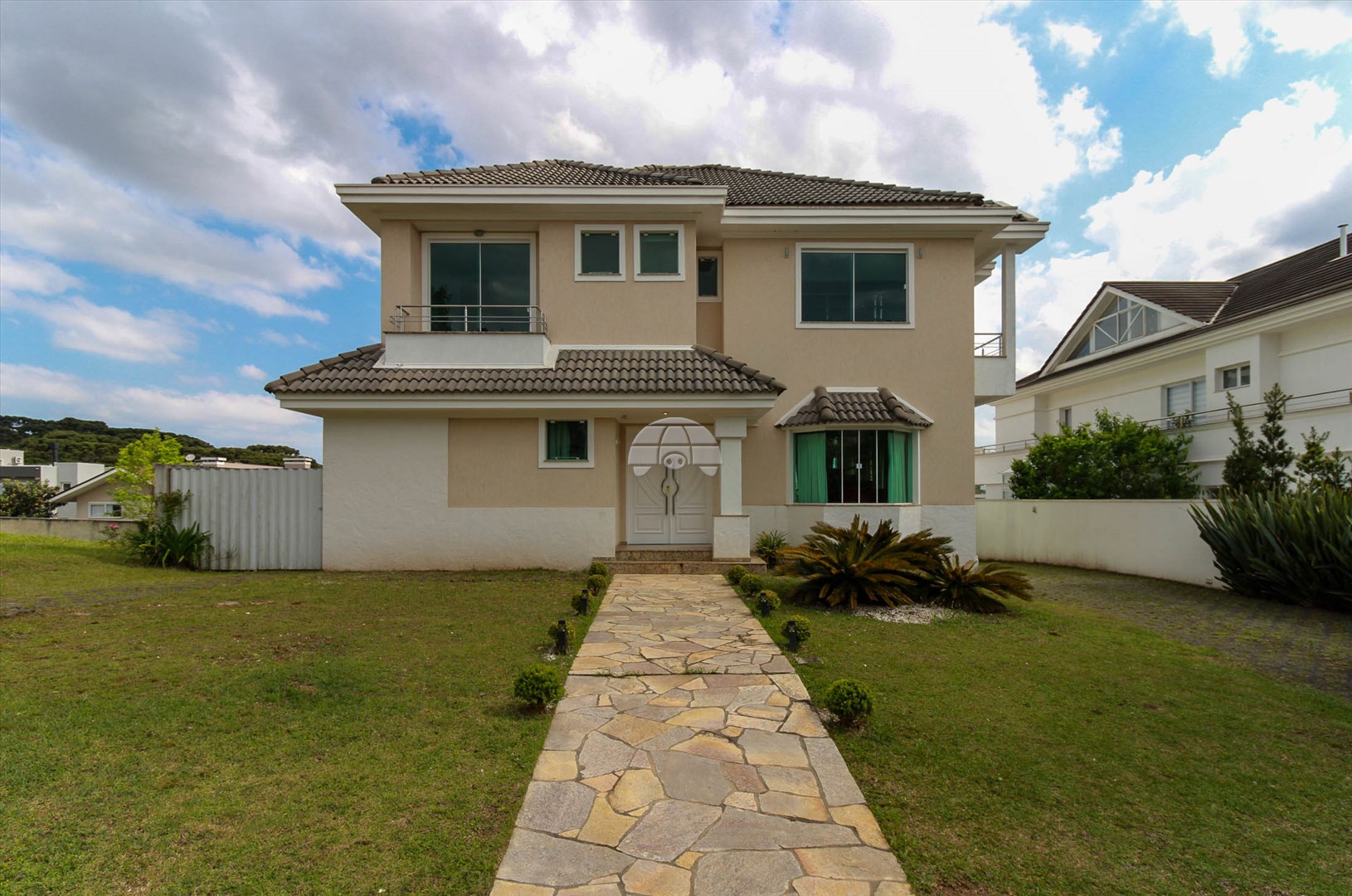 Casa para alugar em Alphaville Graciosa, Pinhais — Portal Chave Fácil