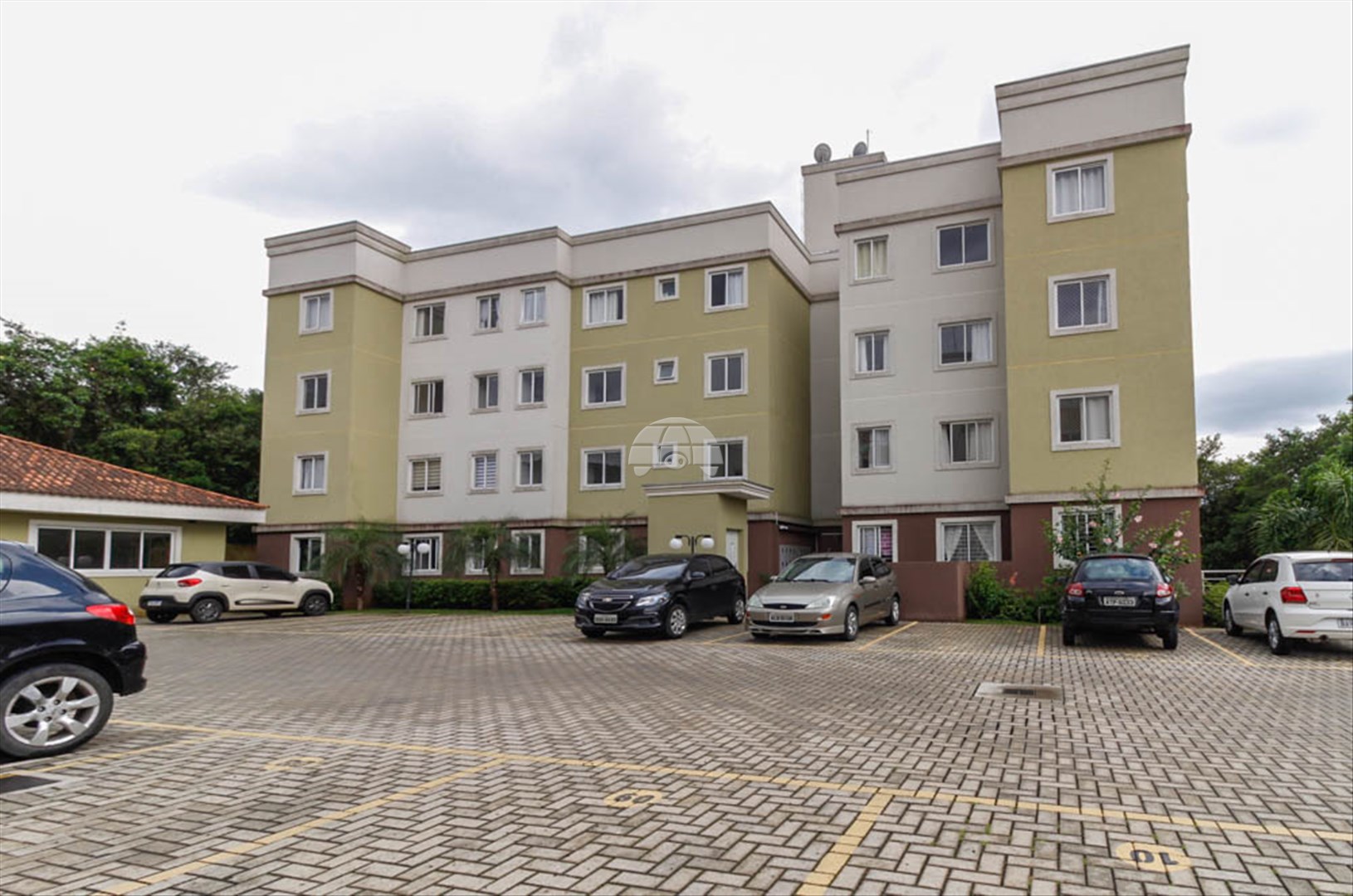 Apartamento para alugar em Loteamento Montparnasse, Almirante Tamandaré — Portal Chave Fácil