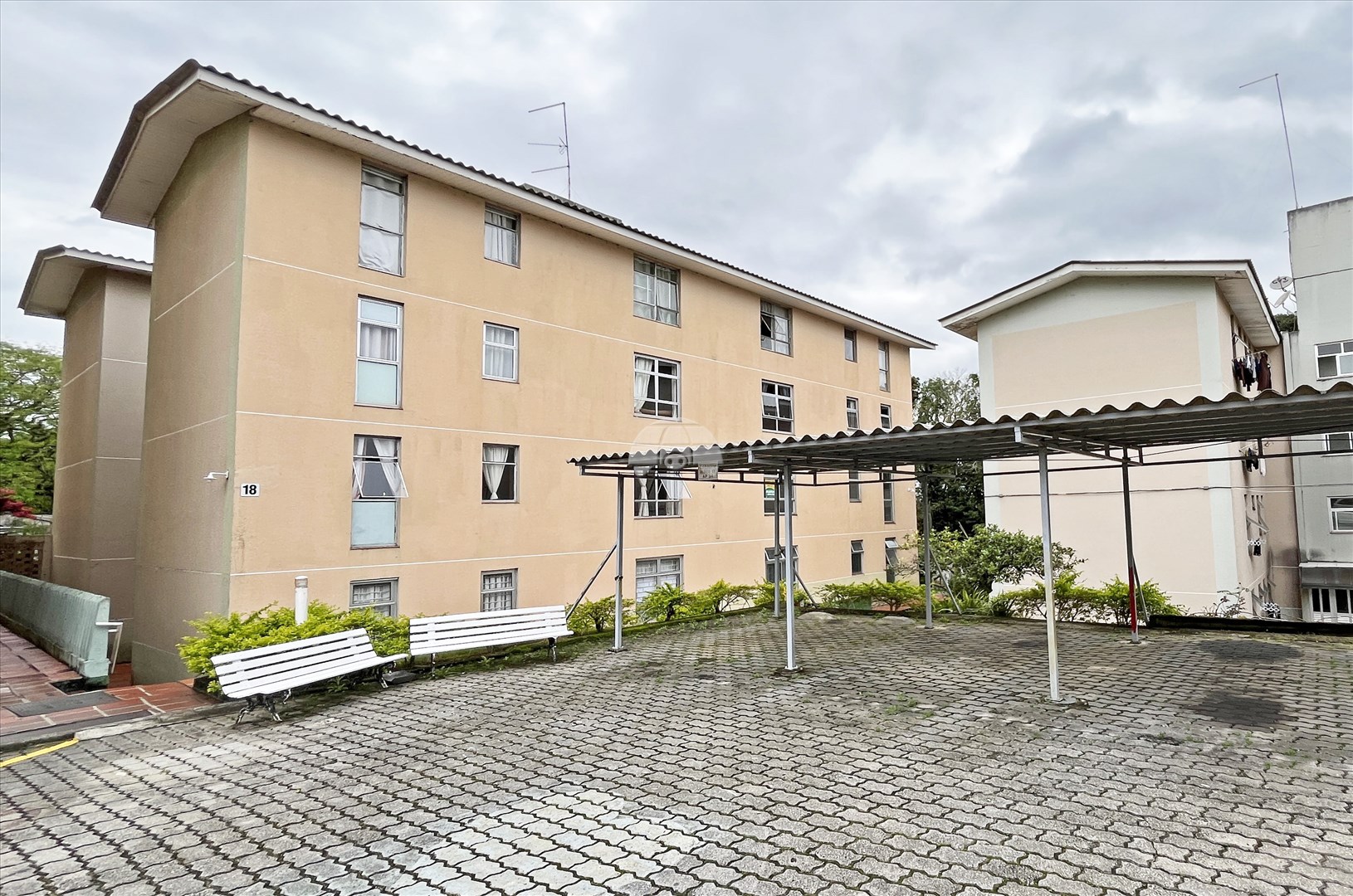 Apartamento para alugar em Fazendinha, Curitiba — Portal Chave Fácil