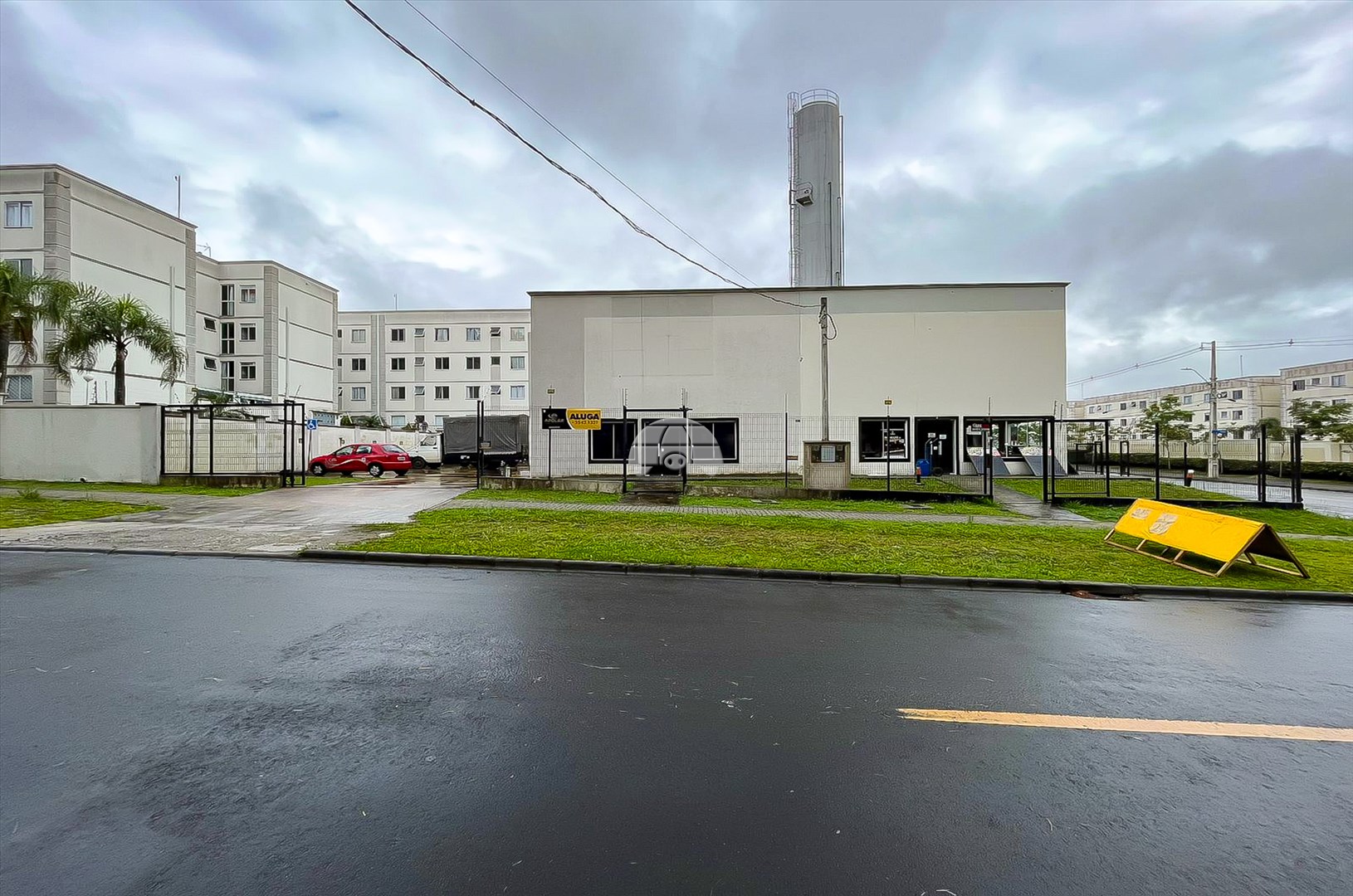 Loja Comercial para Locação no Bairro Pinheirinho ref. 85984 (2 / 10)