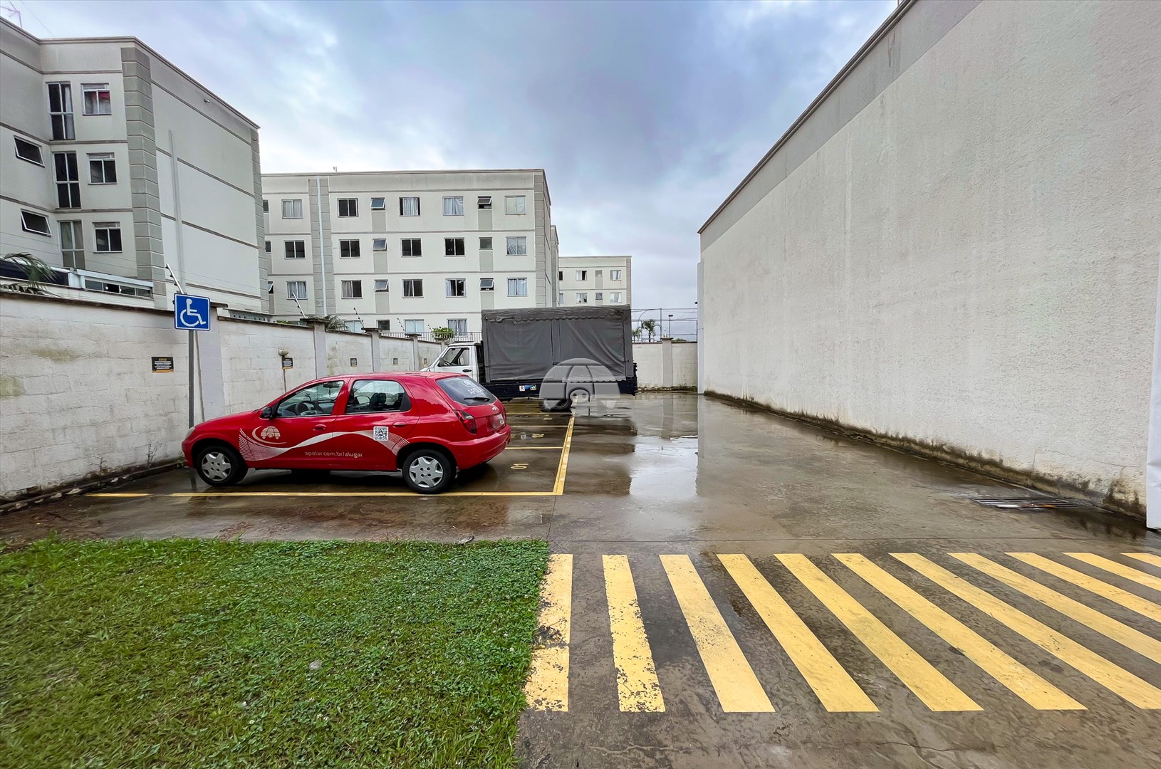 Loja Comercial para Locação no Bairro Pinheirinho ref. 85984 (3 / 10)