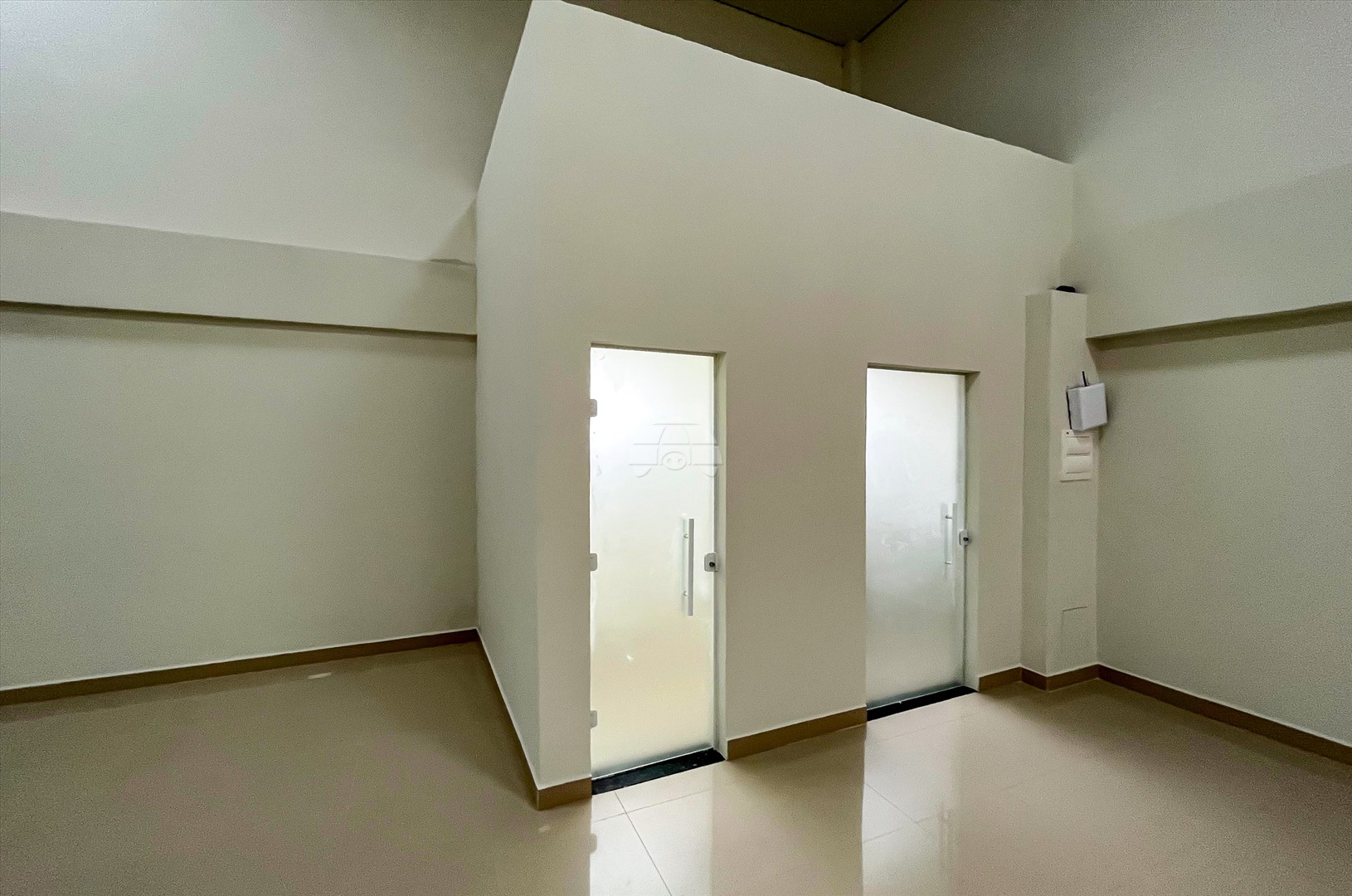 Loja Comercial para Locação no Bairro Pinheirinho ref. 85984 (10 / 10)