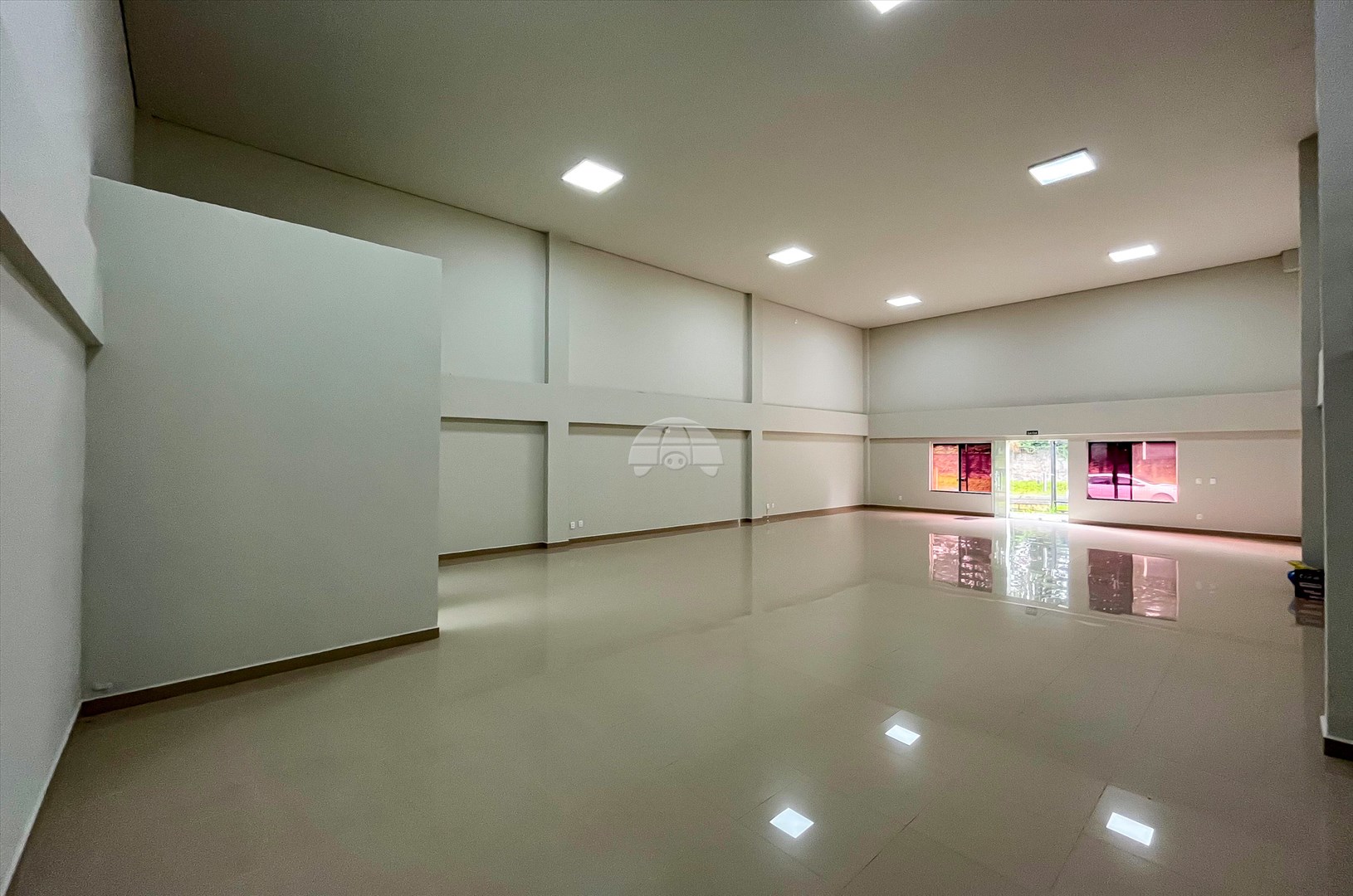 Loja Comercial para Locação no Bairro Pinheirinho ref. 85984 (8 / 10)