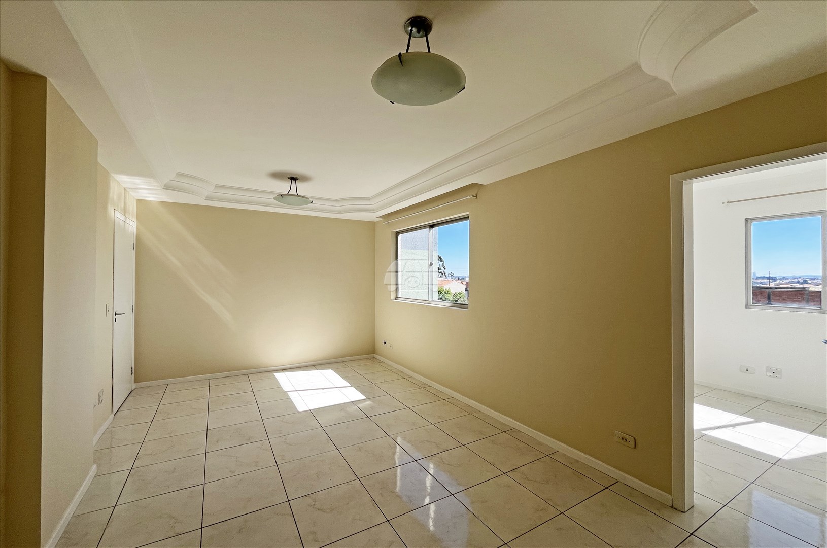 Apartamento para alugar em Novo Mundo, Curitiba — Portal Chave Fácil