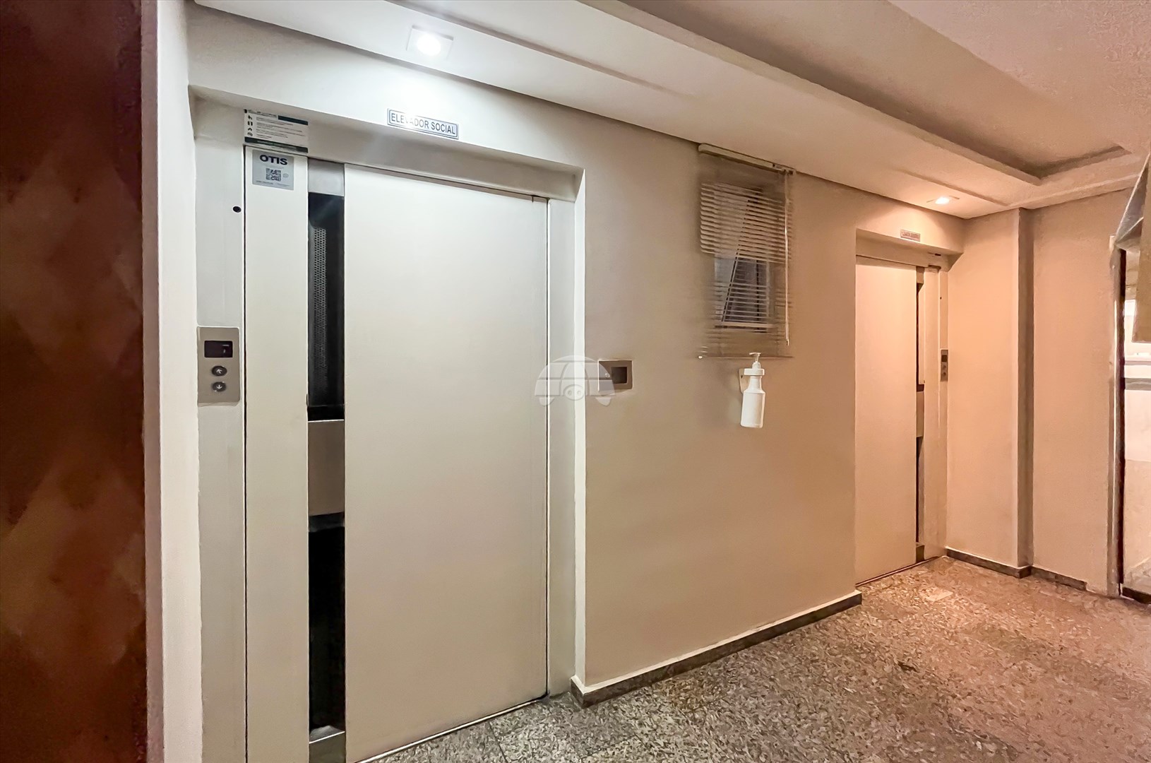Apartamento para alugar em Água Verde, Curitiba — Portal Chave Fácil