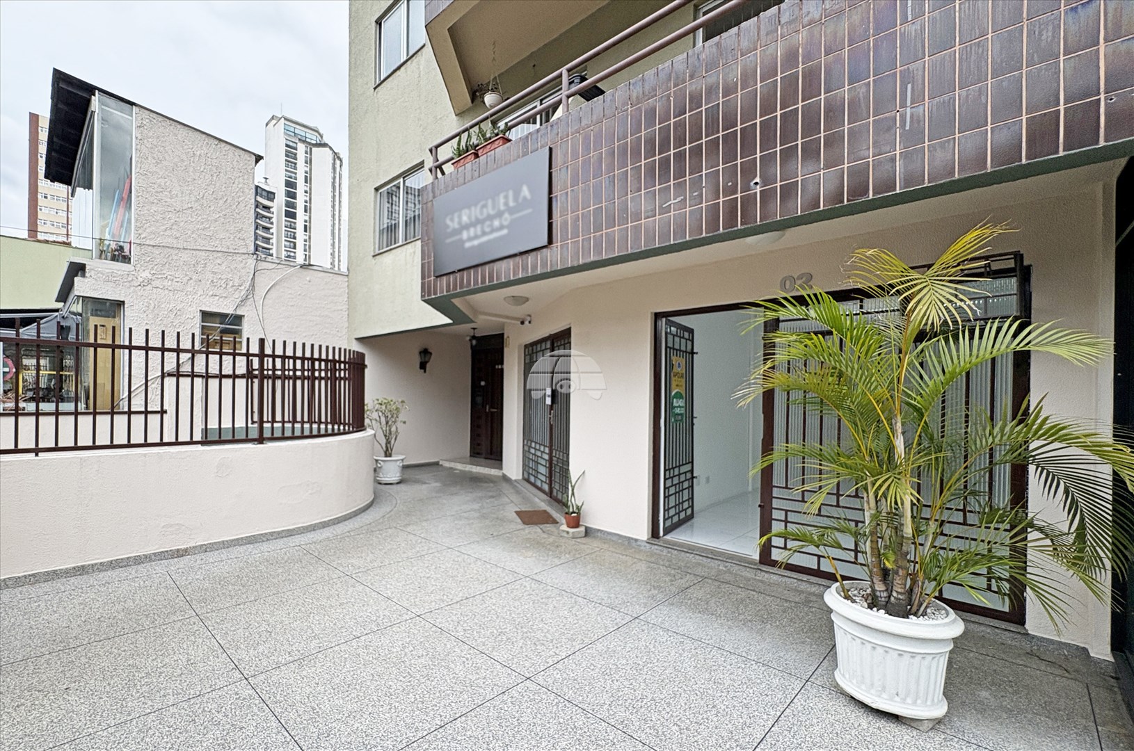 Sala/Conjunto Comercial para alugar em Mercês, Curitiba — Portal Chave Fácil