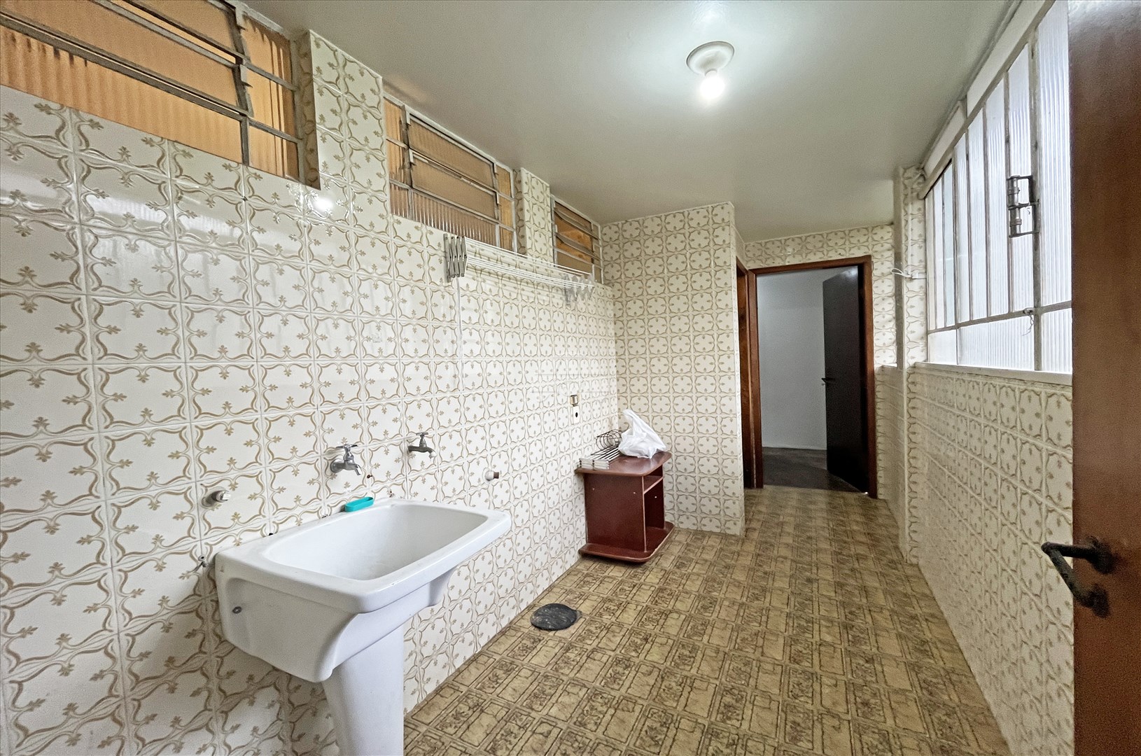 Apartamento Residencial para Locação no Bairro Jardim Botânico ref. 550125 (10 / 10)