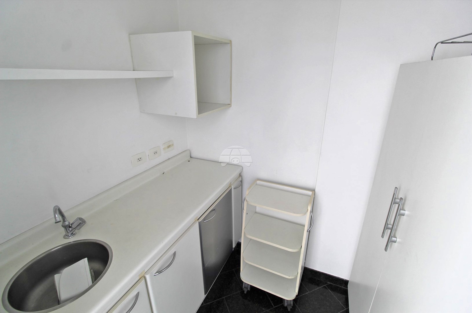 Sala/Conjunto Comercial para alugar em Centro, Curitiba — Portal Chave Fácil