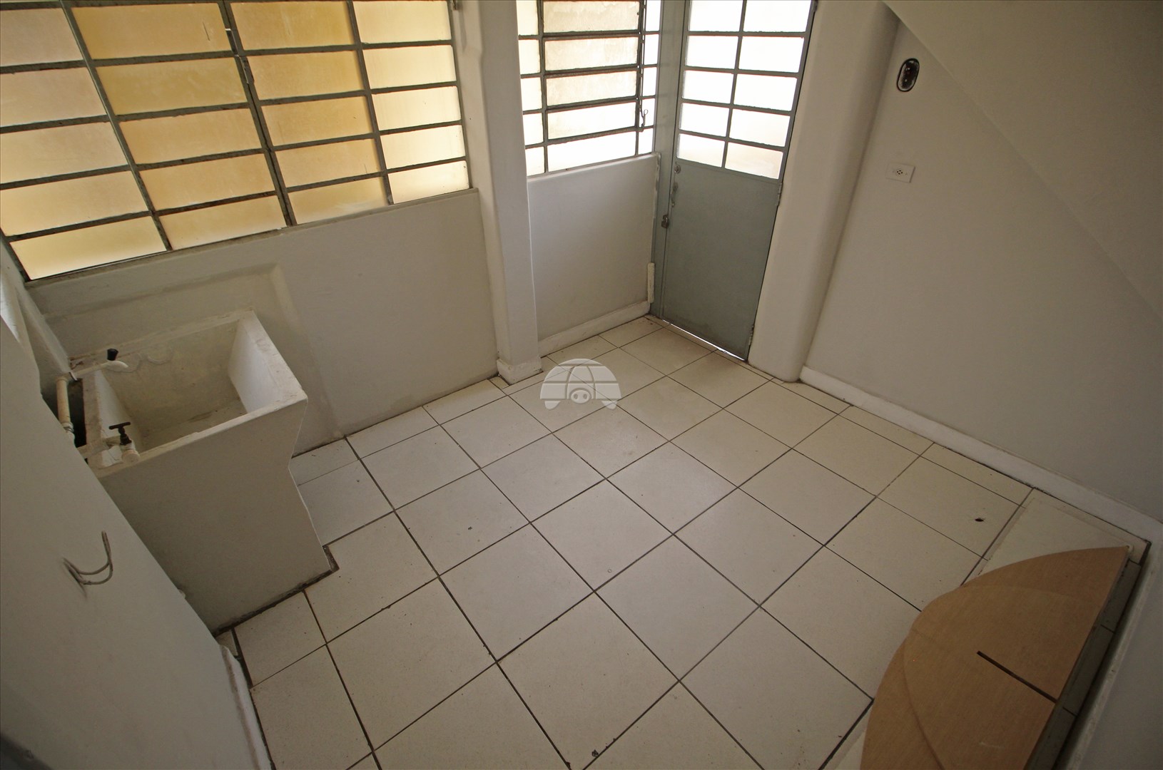 Loja Comercial para Locação no Bairro Água Verde ref. 550249 (10 / 10)