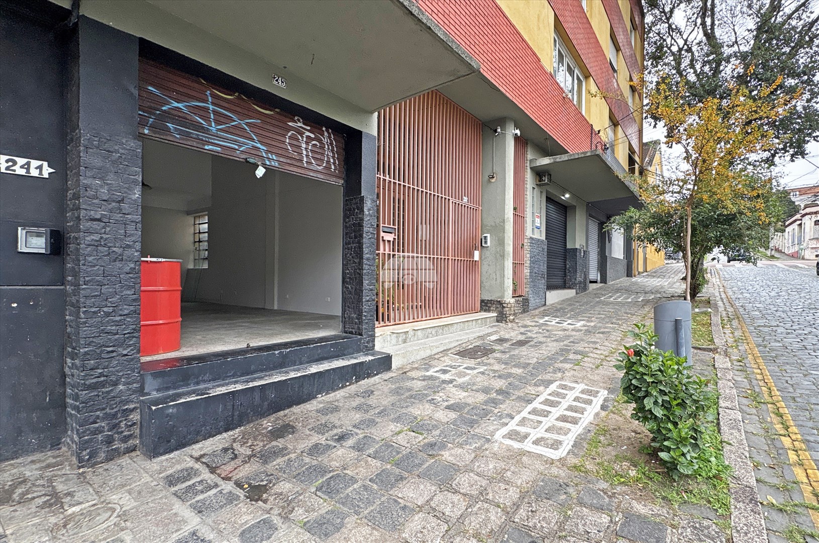 Loja Comercial para Locação no Bairro São Francisco ref. 550252 (2 / 10)
