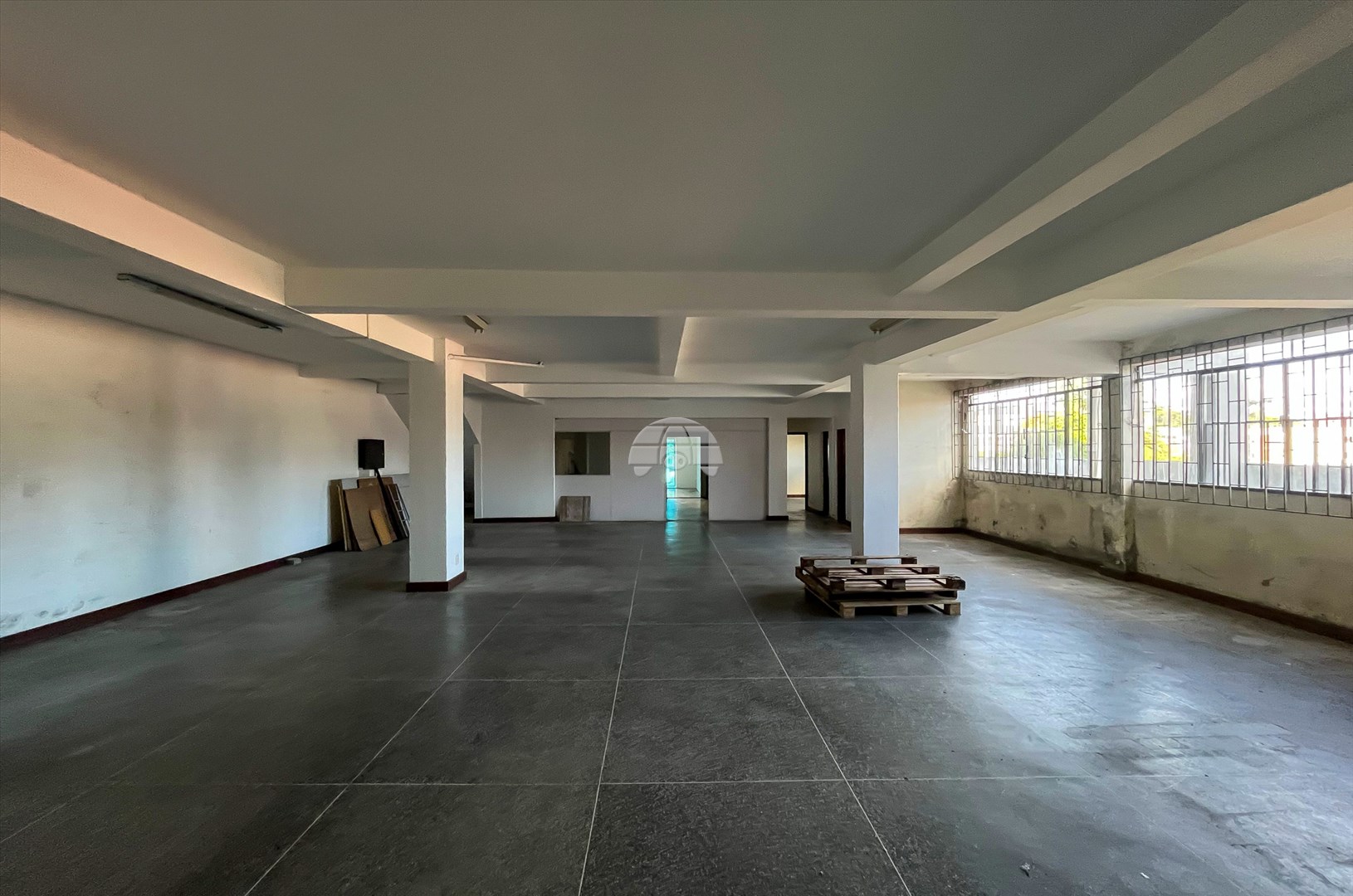 Loja Comercial para Locação no Bairro Seminário ref. 9588 (8 / 10)