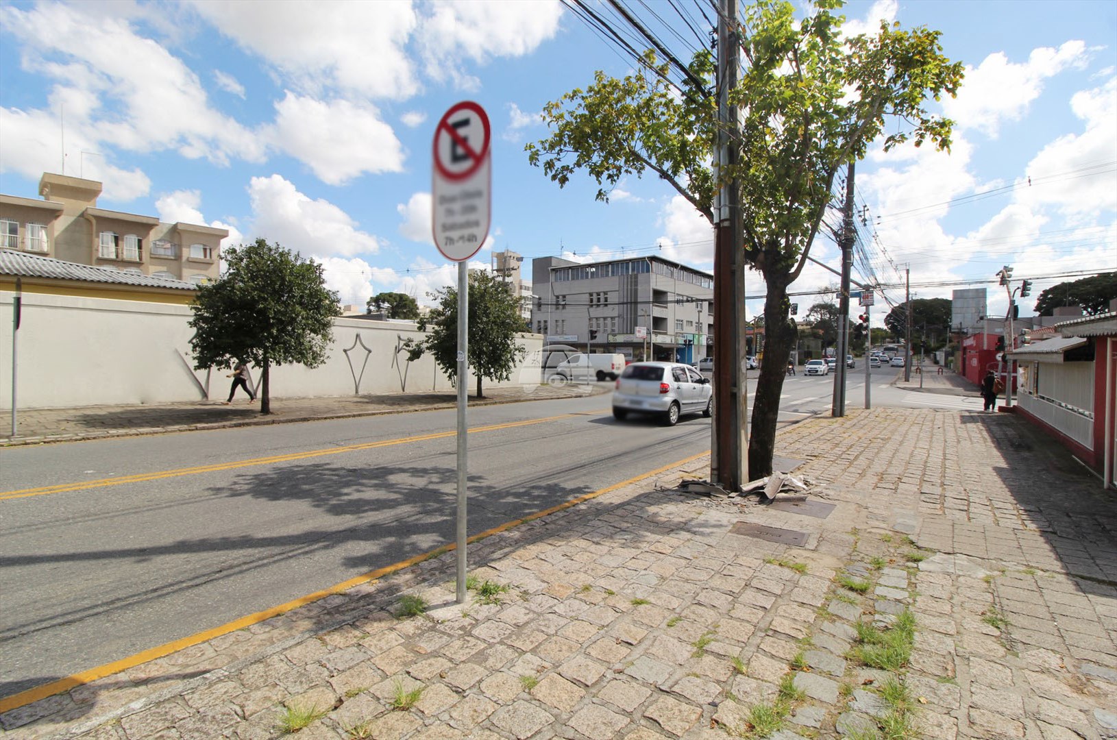 Sala Comercial para Locação no Bairro Ahú ref. 550338 (3 / 7)