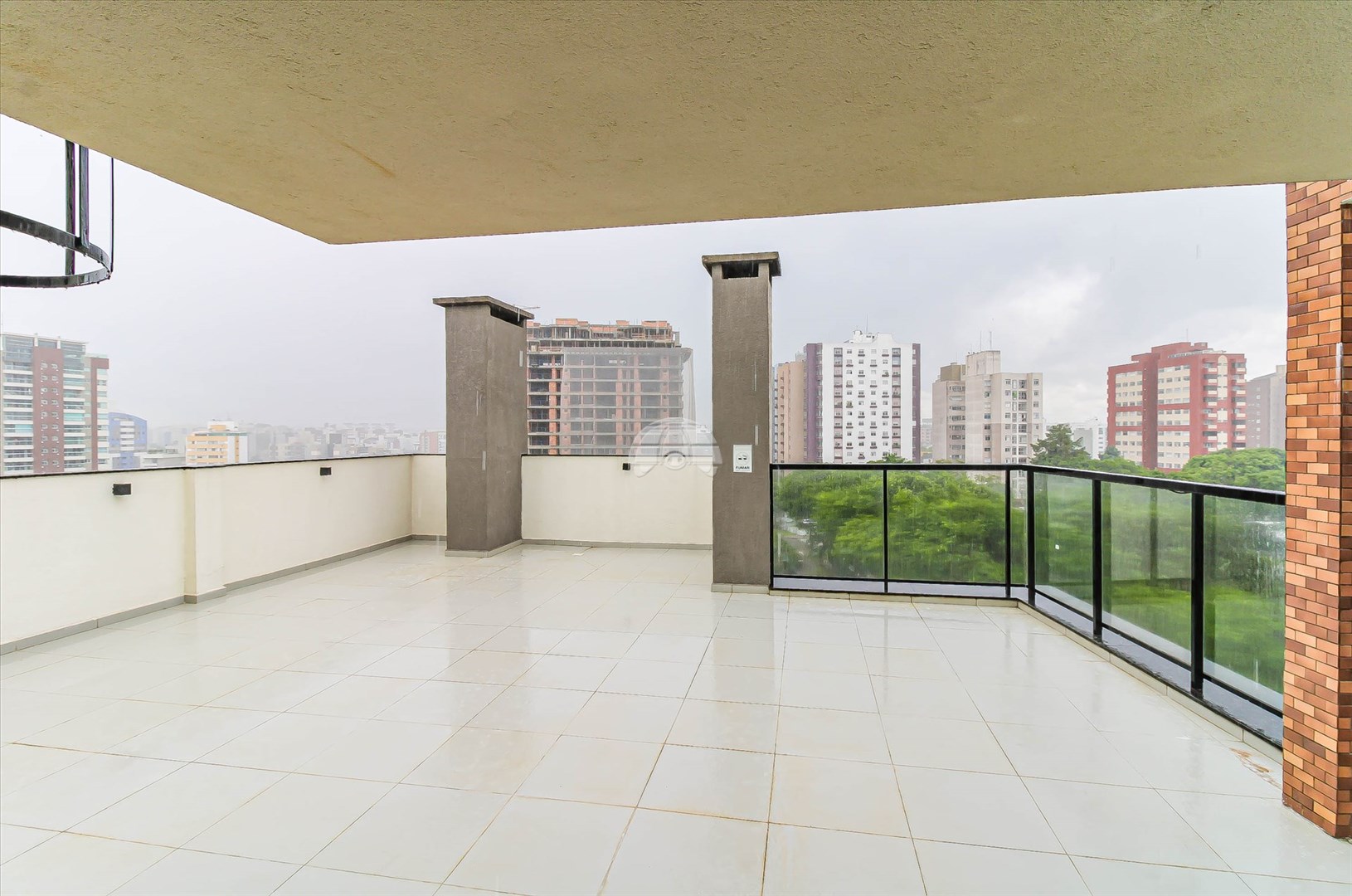 Apartamento para alugar em Bacacheri, Curitiba — Imóveis em Curitiba - Jamaica Imóveis