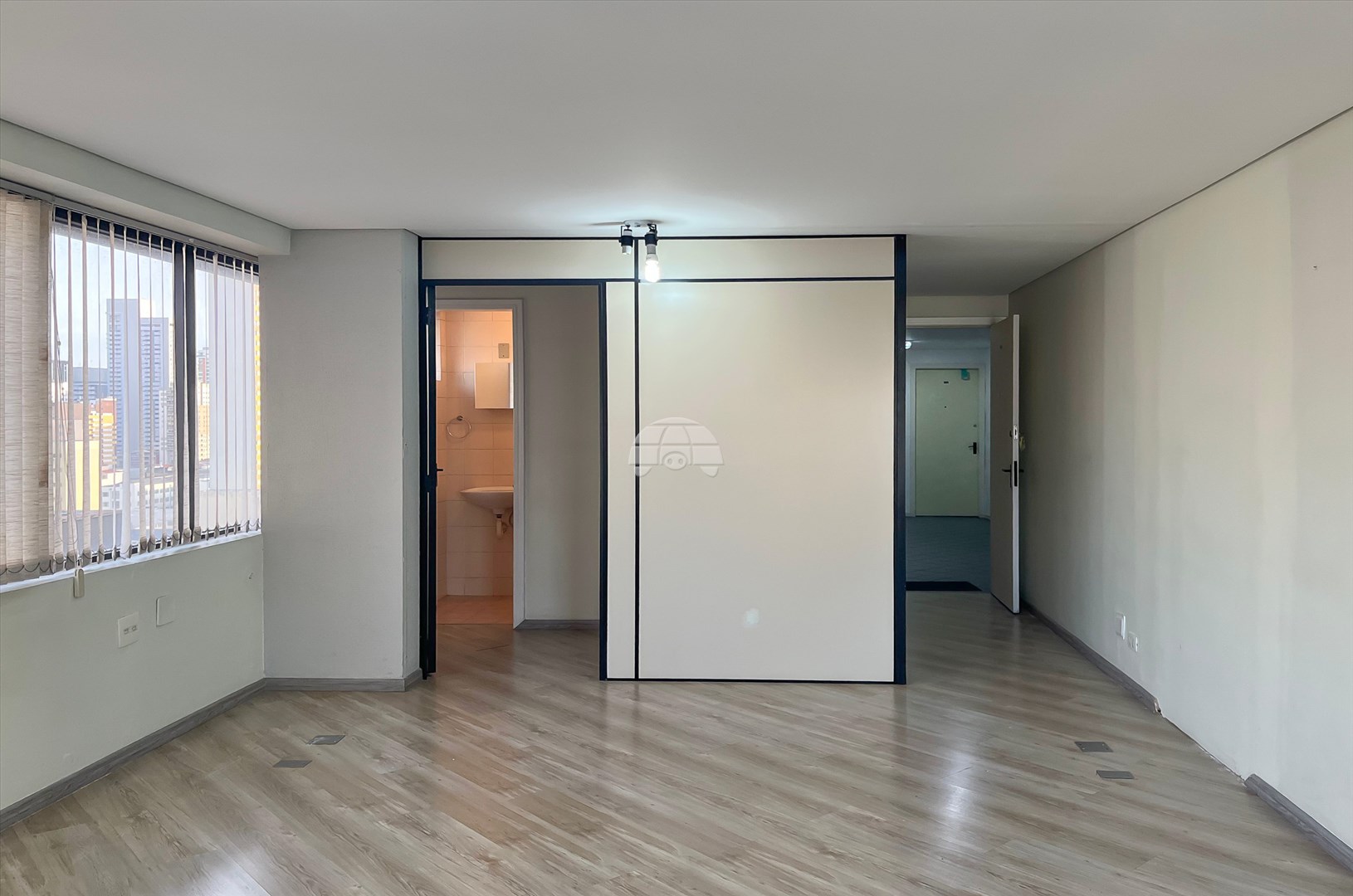 SALA COMERCIAL