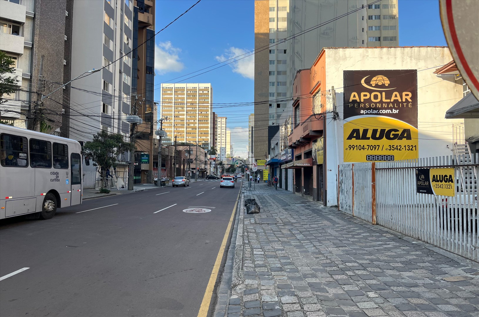 Sala/Conjunto Comercial para alugar em Centro, Curitiba — Portal Chave Fácil