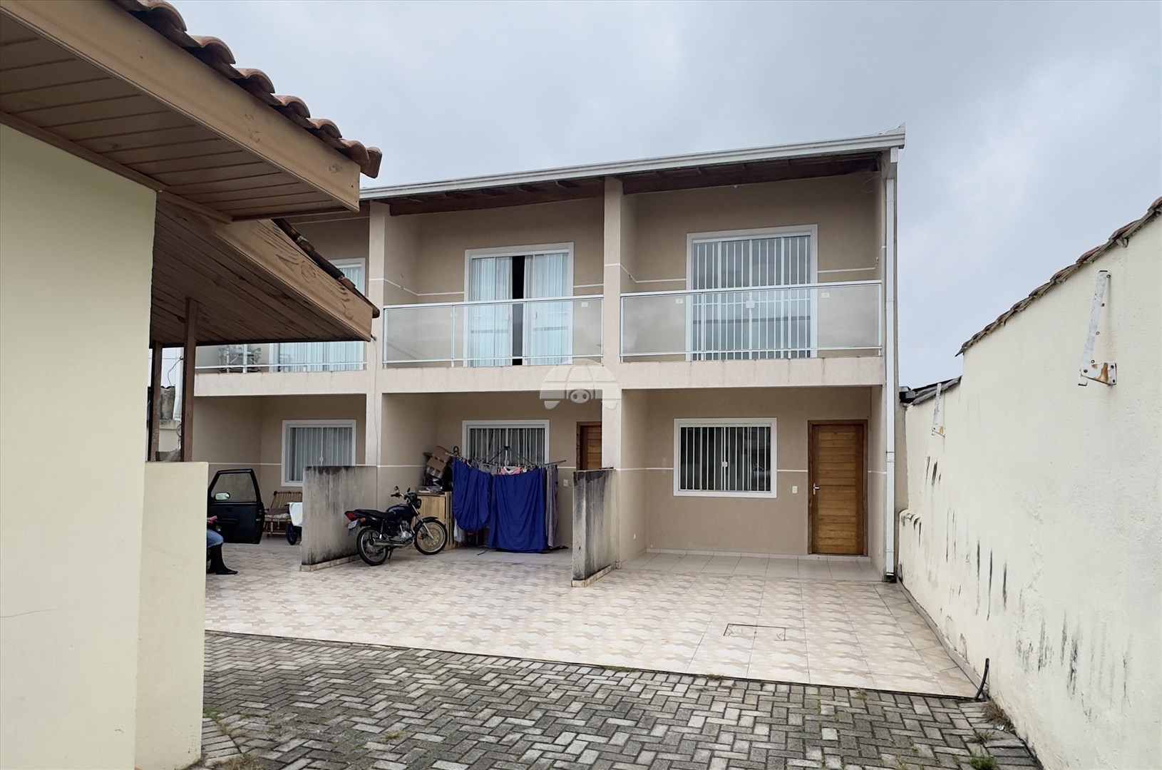 Sobrado para alugar em Weissópolis, Pinhais — Portal Chave Fácil