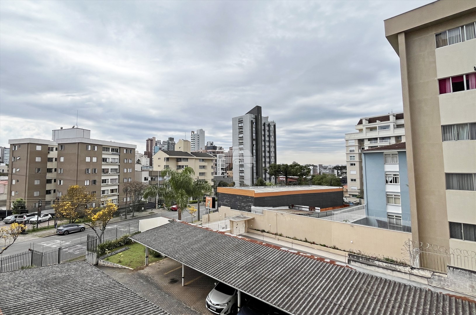 Apartamento para alugar em Juvevê, Curitiba — Imobiliária Andrade