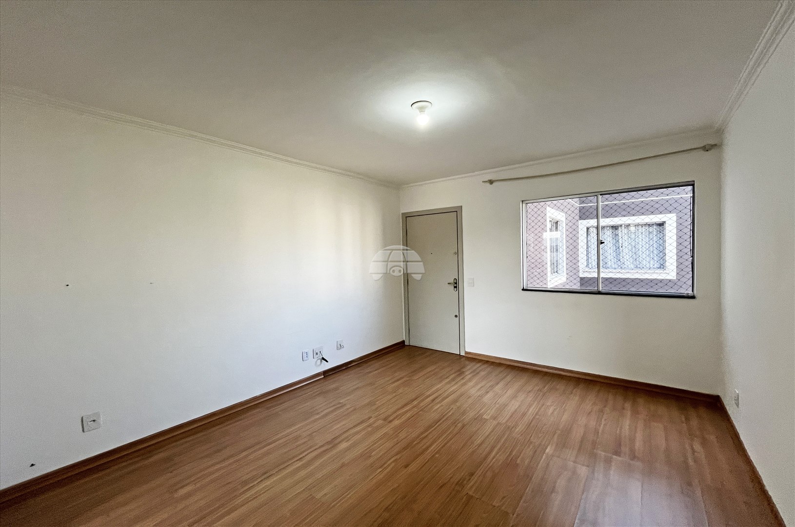 Apartamento para alugar em Sítio Cercado, Curitiba — Portal Chave Fácil