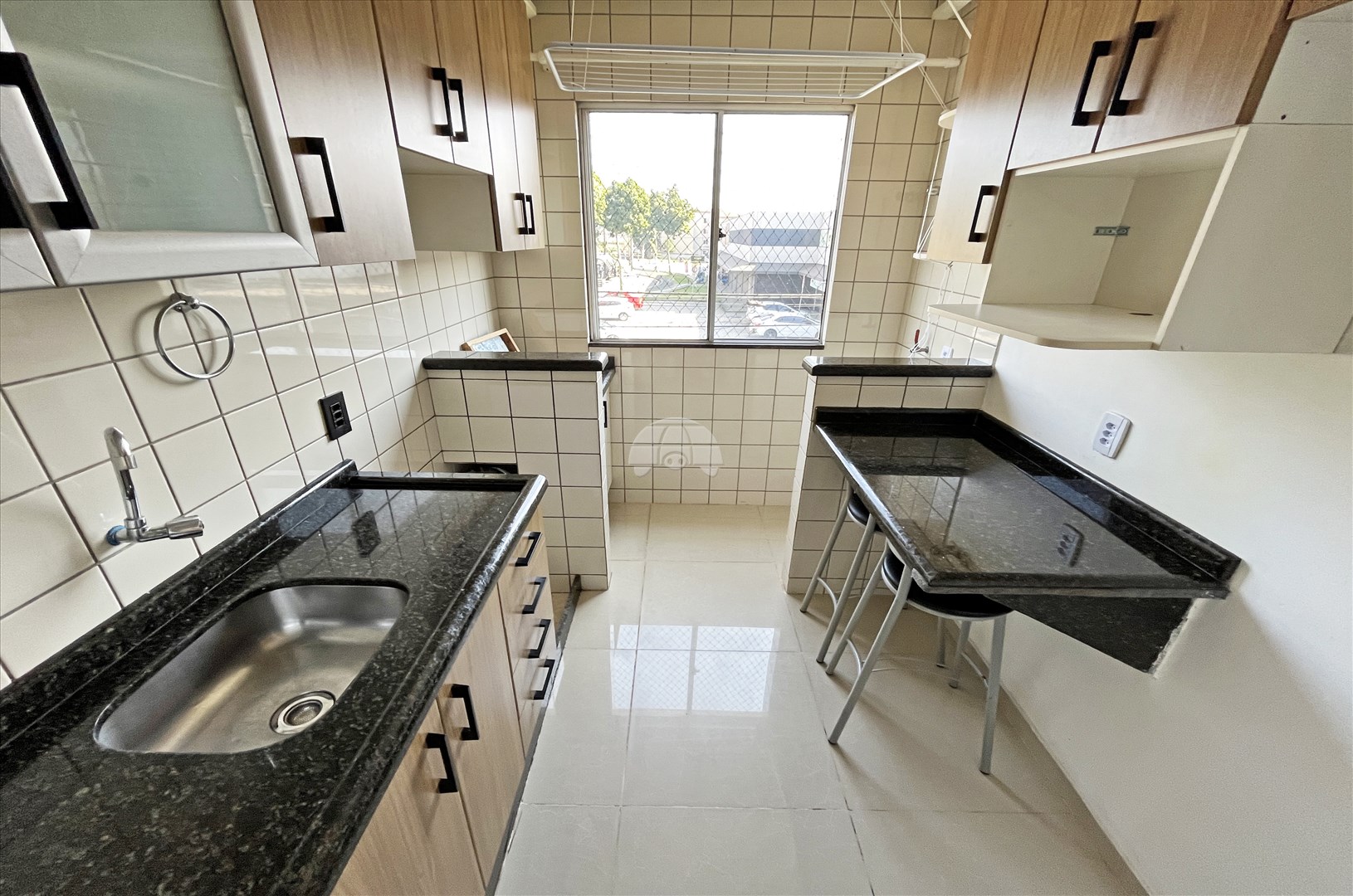 Apartamento para alugar em Sítio Cercado, Curitiba — Portal Chave Fácil