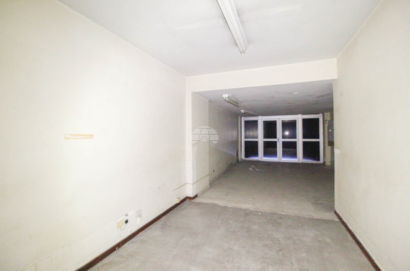 Loja Comercial para Locação no Bairro Centro ref. 101584 (8 / 10)