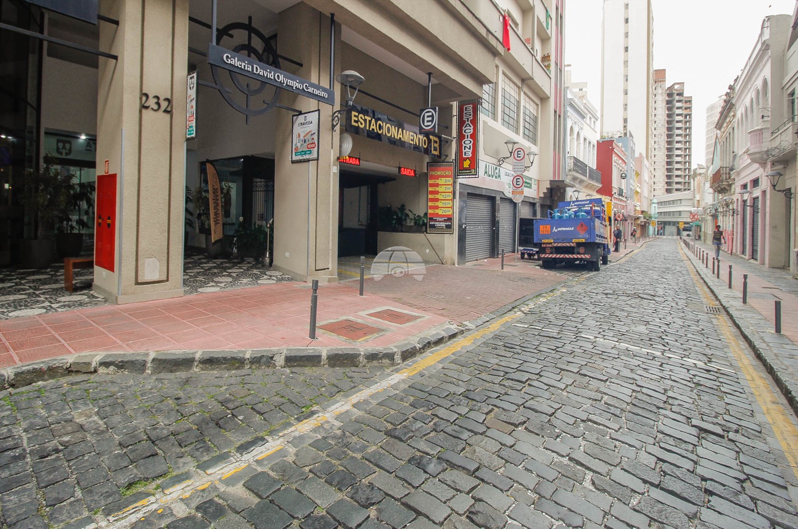 Sala/Conjunto Comercial para alugar em Centro, Curitiba — TESTE 12342