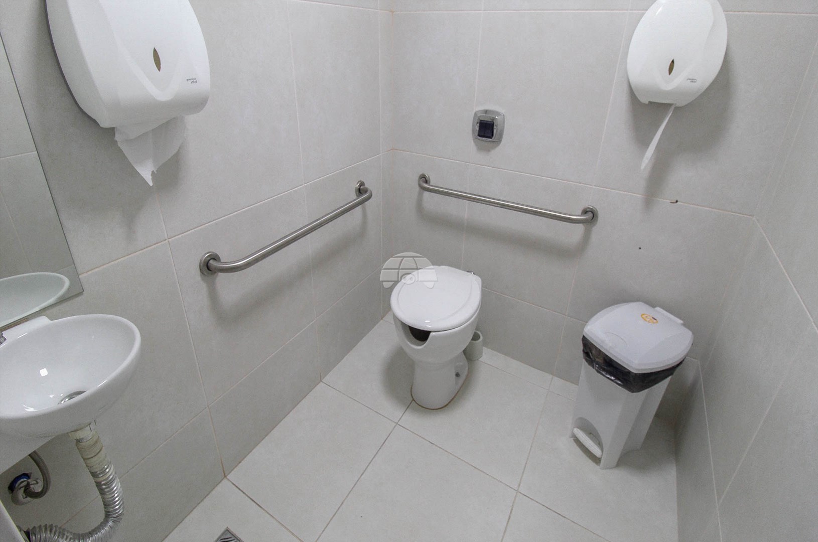Sala/Conjunto Comercial para alugar em Centro, Curitiba — TESTE 12342
