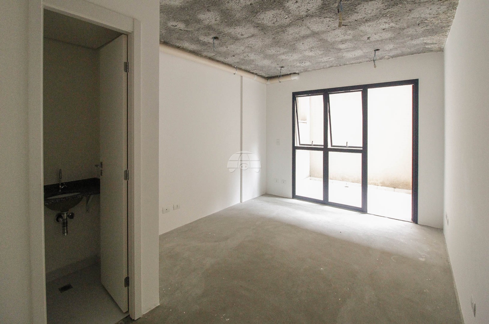 Sala/Conjunto Comercial para alugar em Centro, Curitiba — Portal Chave Fácil