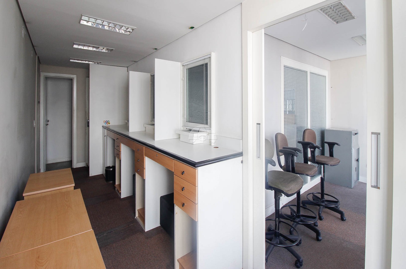 Sala/Conjunto Comercial para alugar em Centro, Curitiba — Portal Chave Fácil