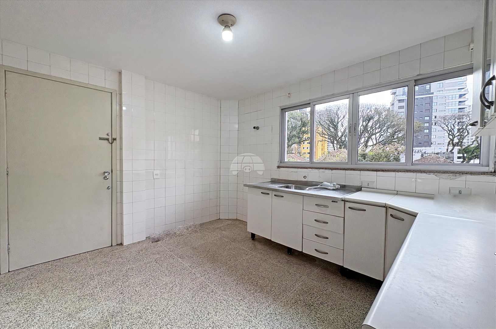 Apartamento para alugar em Água Verde, Curitiba — Portal Chave Fácil