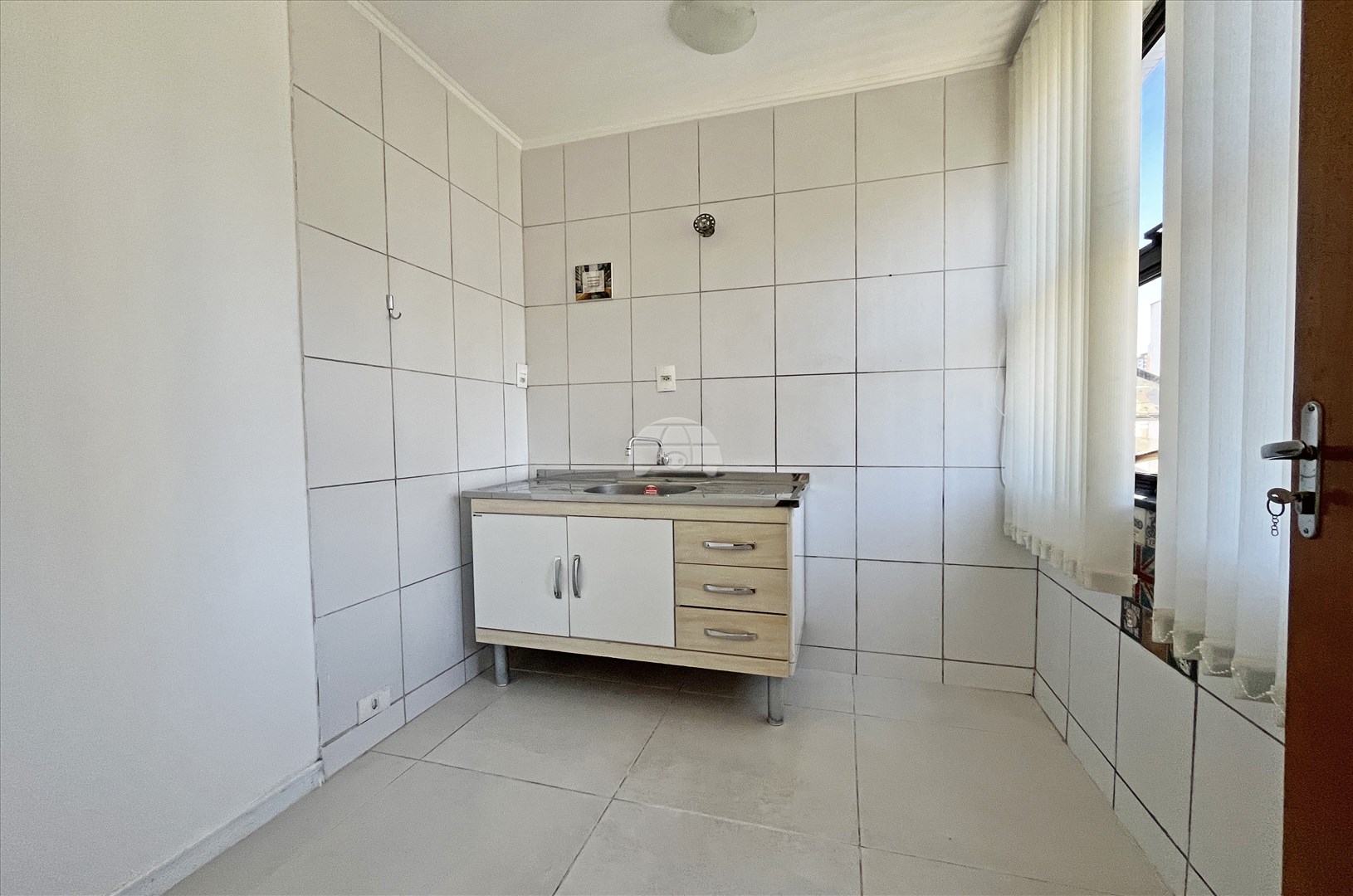 Sala Comercial para Locação no Bairro Centro ref. 102060 (10 / 10)