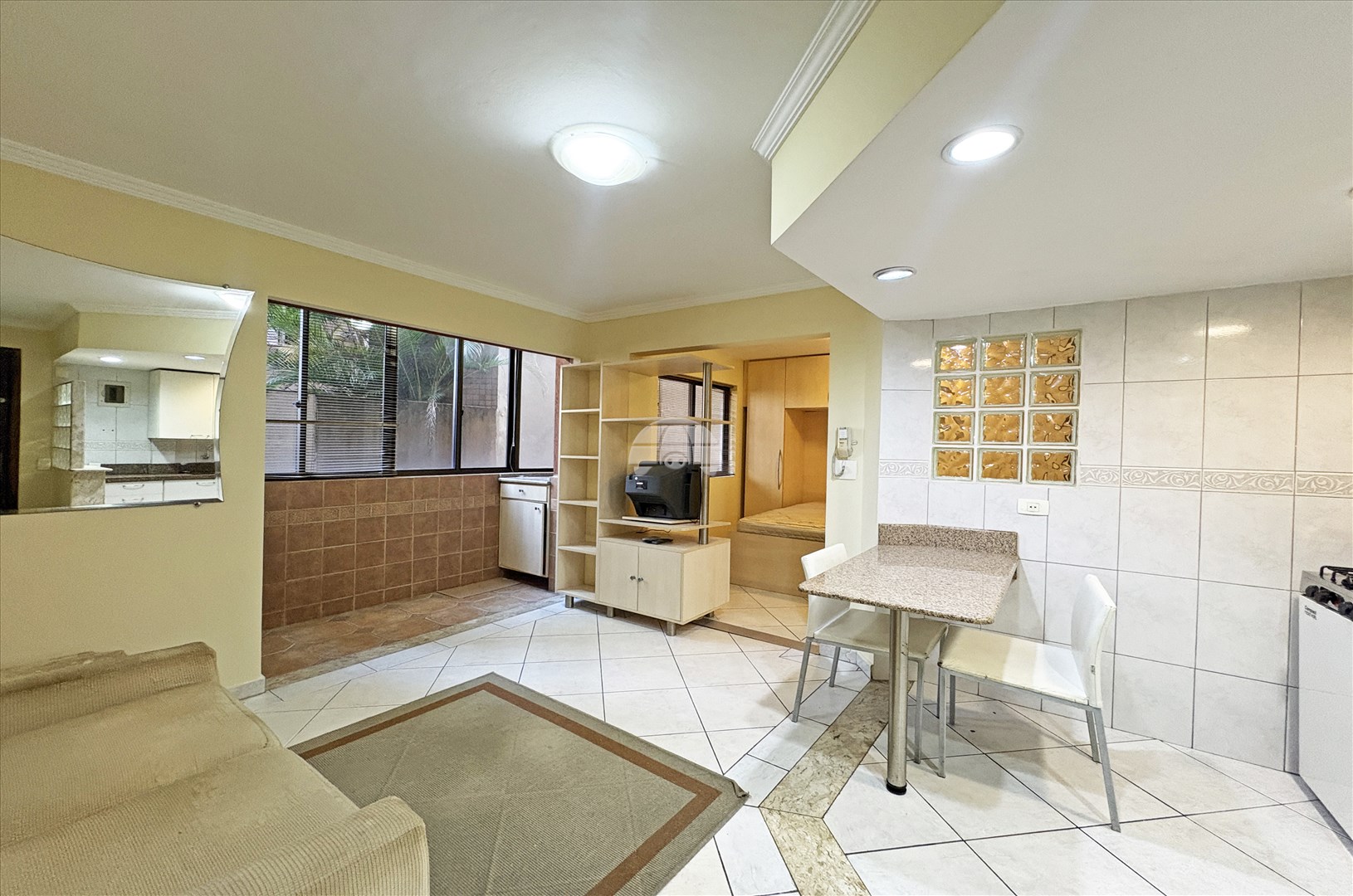 Apartamento para alugar em Água Verde, Curitiba — Portal Chave Fácil