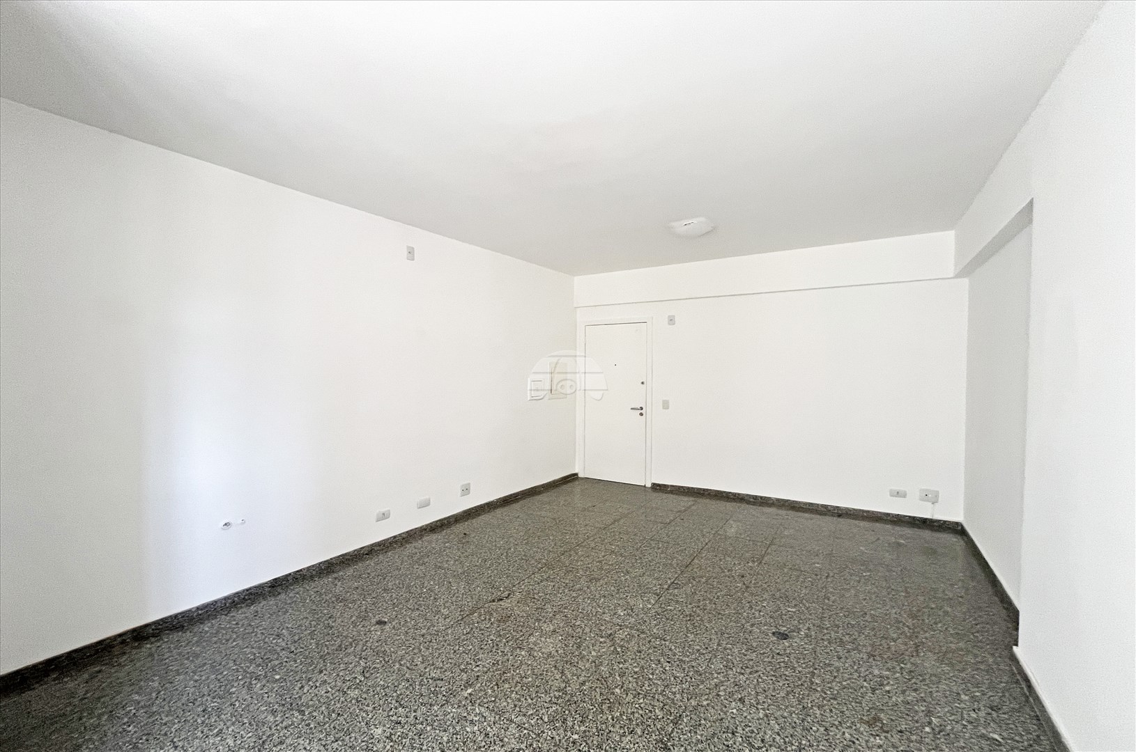 Sala/Conjunto Comercial para alugar em Mercês, Curitiba — Portal Chave Fácil