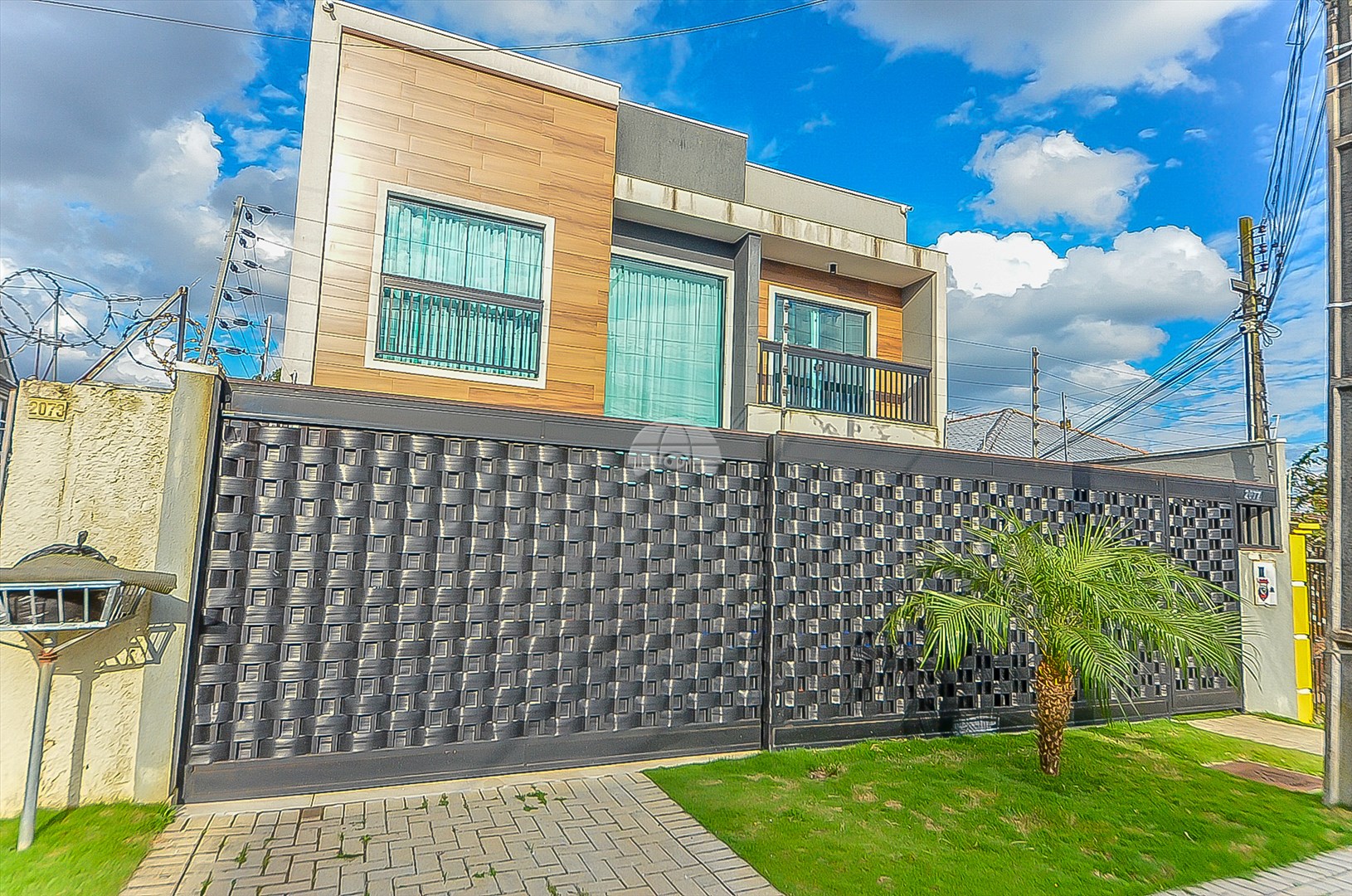 Casa à venda em Hauer, Curitiba — Portal Chave Fácil