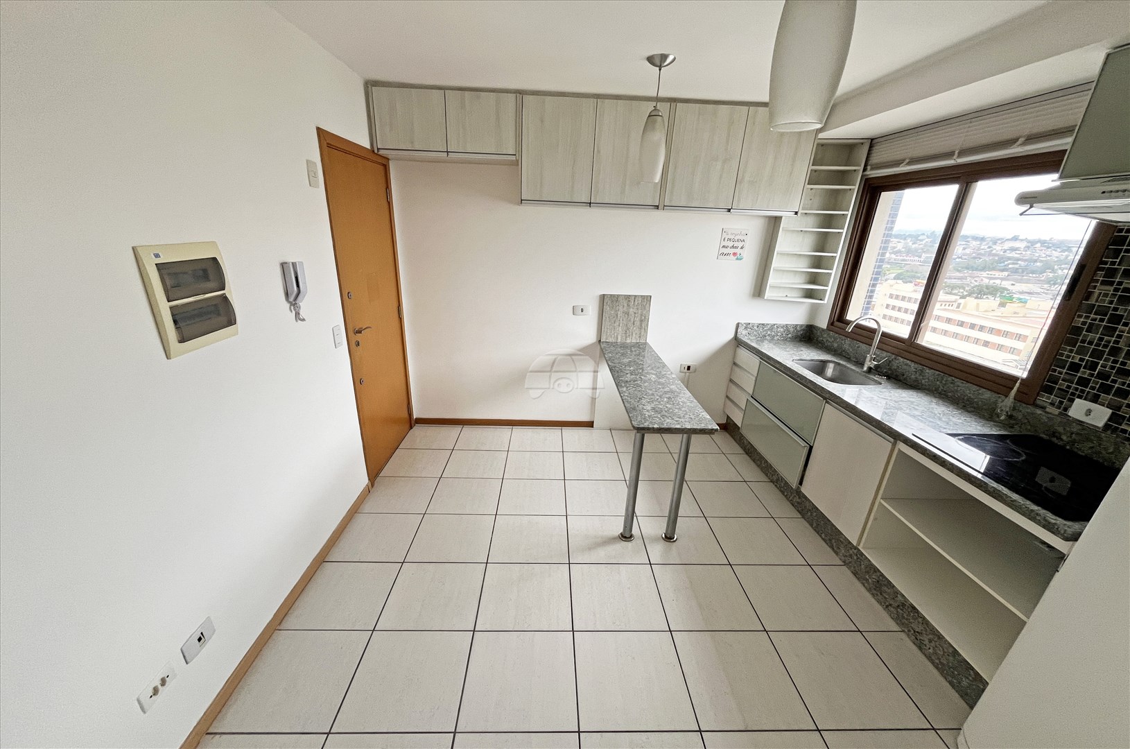 Apartamento para alugar em Centro, Curitiba — Portal Chave Fácil