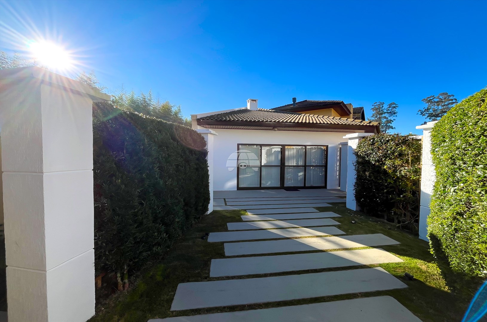 Casa para alugar em Boa Vista, Curitiba — MAFI ADMINISTRADORA DE IMOVEIS LTDA