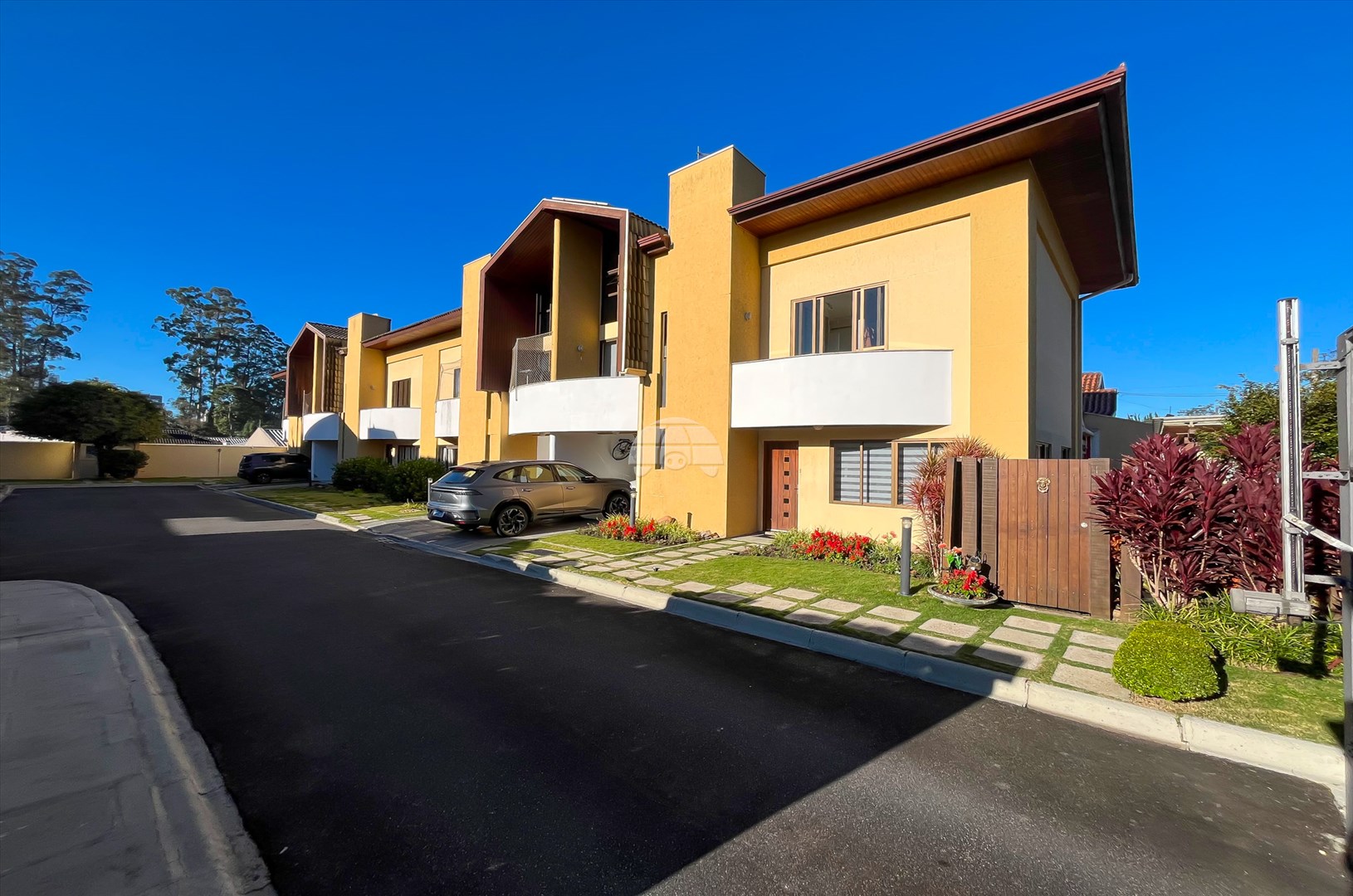 Casa para alugar em Boa Vista, Curitiba — MAFI ADMINISTRADORA DE IMOVEIS LTDA