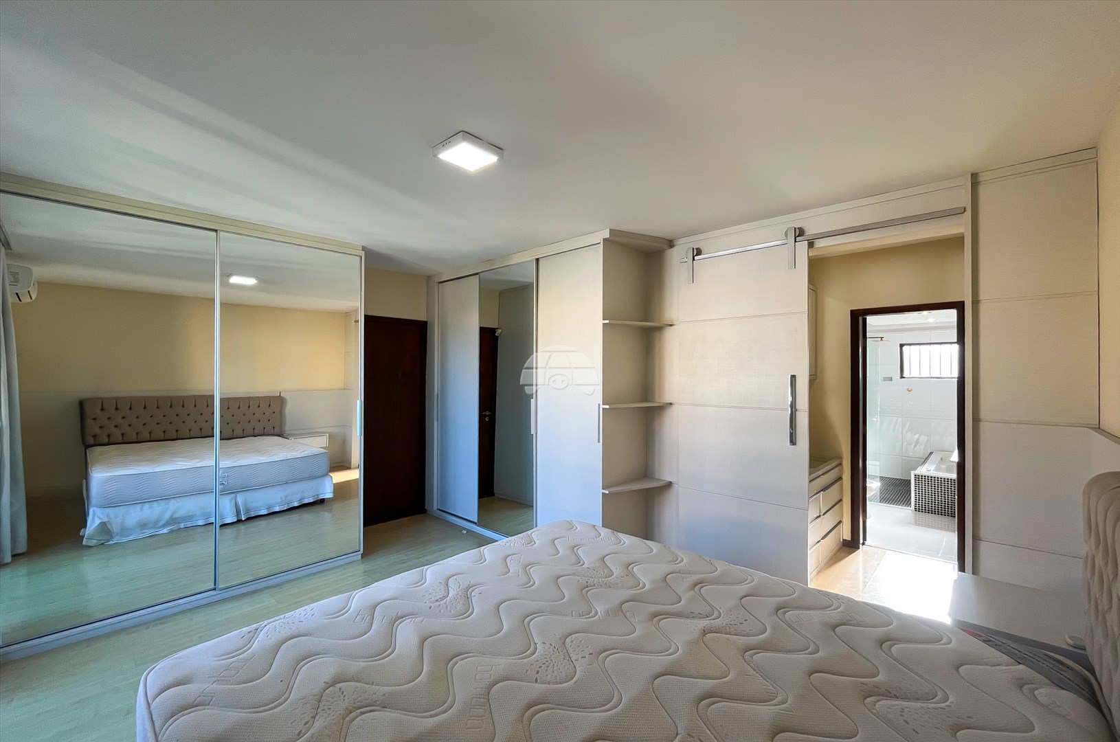 Casa para alugar em Boa Vista, Curitiba — MAFI ADMINISTRADORA DE IMOVEIS LTDA