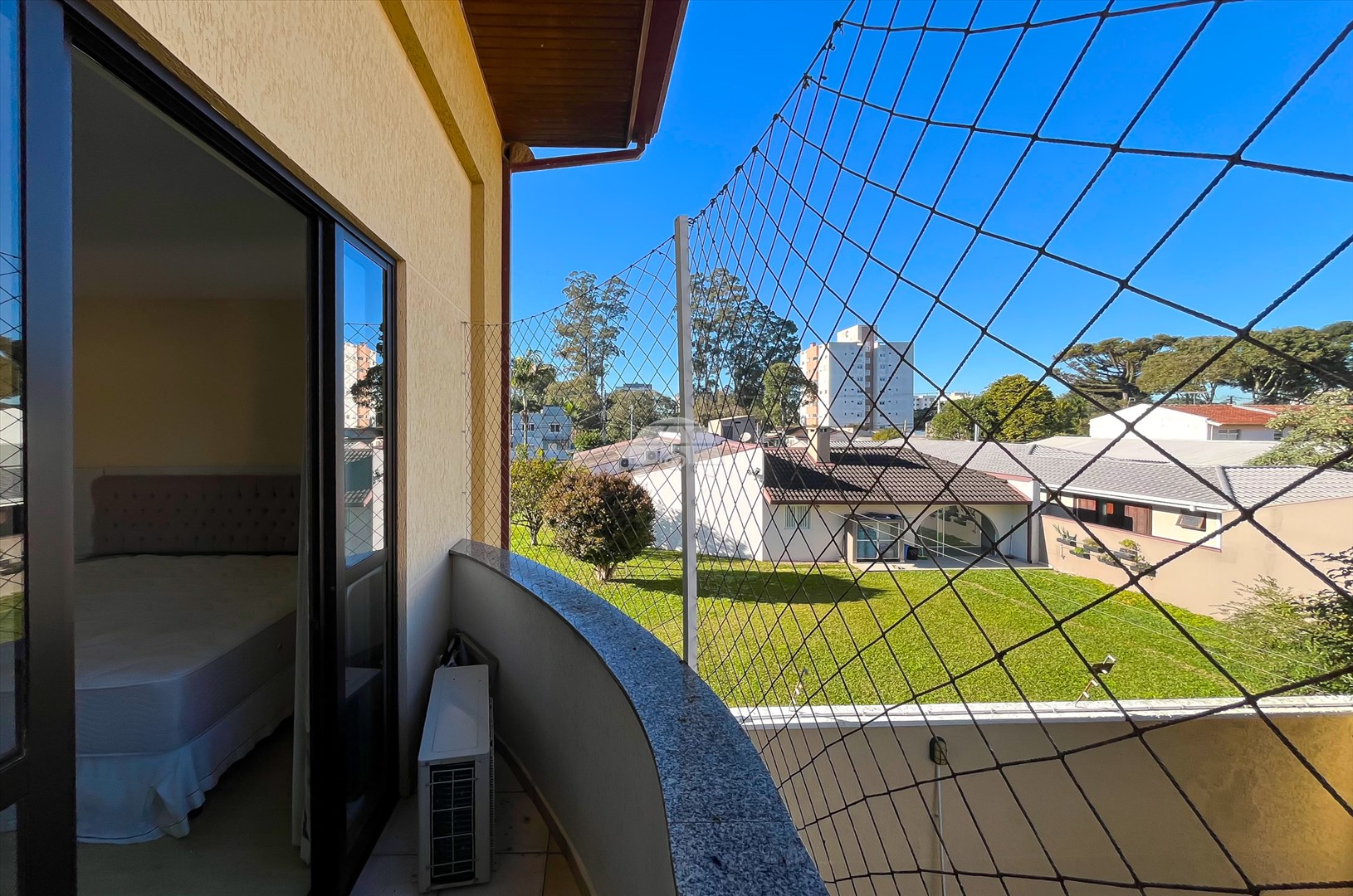 Casa para alugar em Boa Vista, Curitiba — MAFI ADMINISTRADORA DE IMOVEIS LTDA