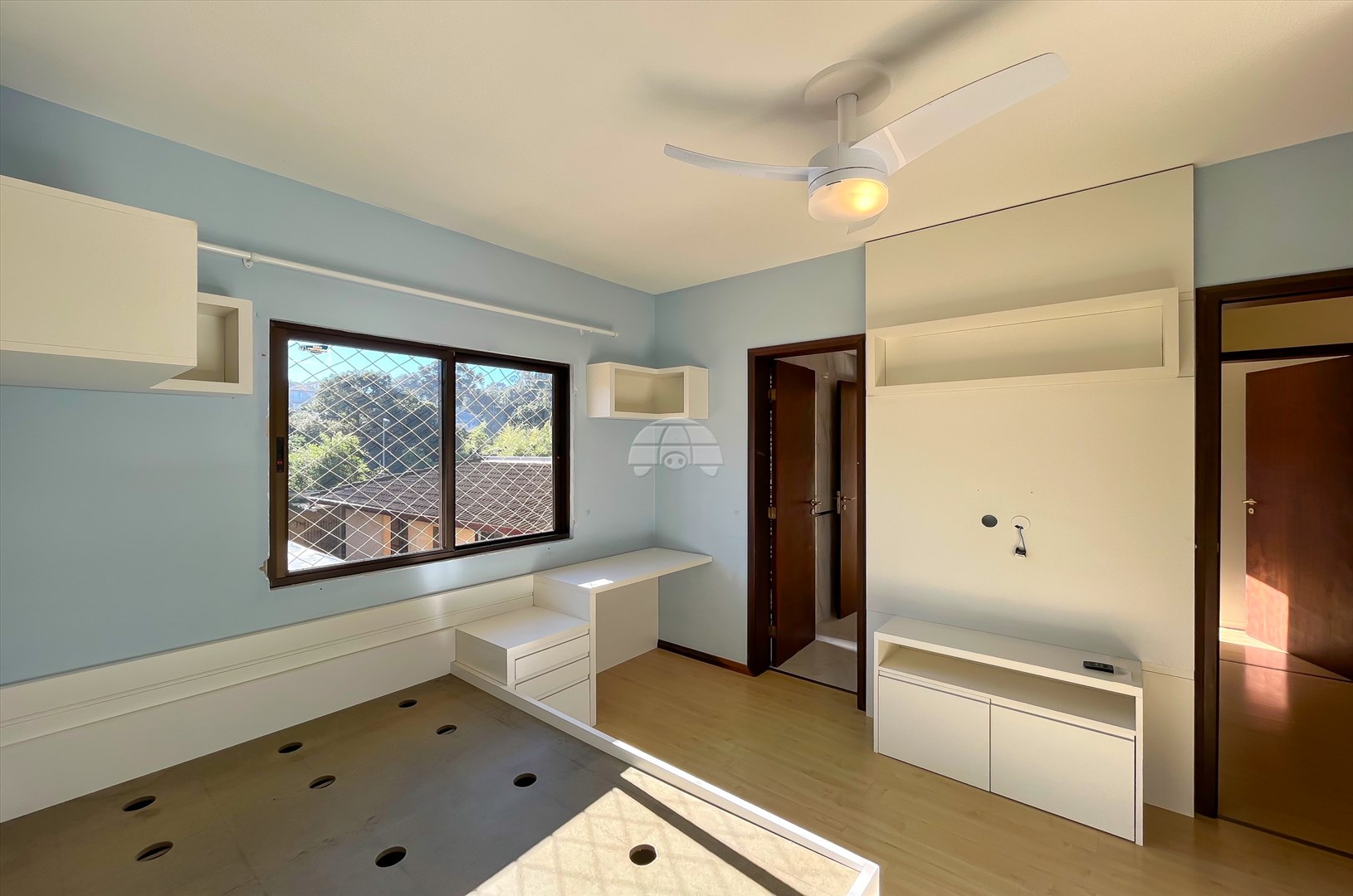 Casa para alugar em Boa Vista, Curitiba — MAFI ADMINISTRADORA DE IMOVEIS LTDA