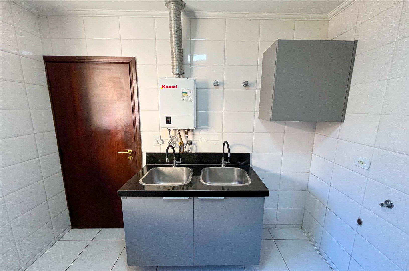 Casa para alugar em Boa Vista, Curitiba — MAFI ADMINISTRADORA DE IMOVEIS LTDA