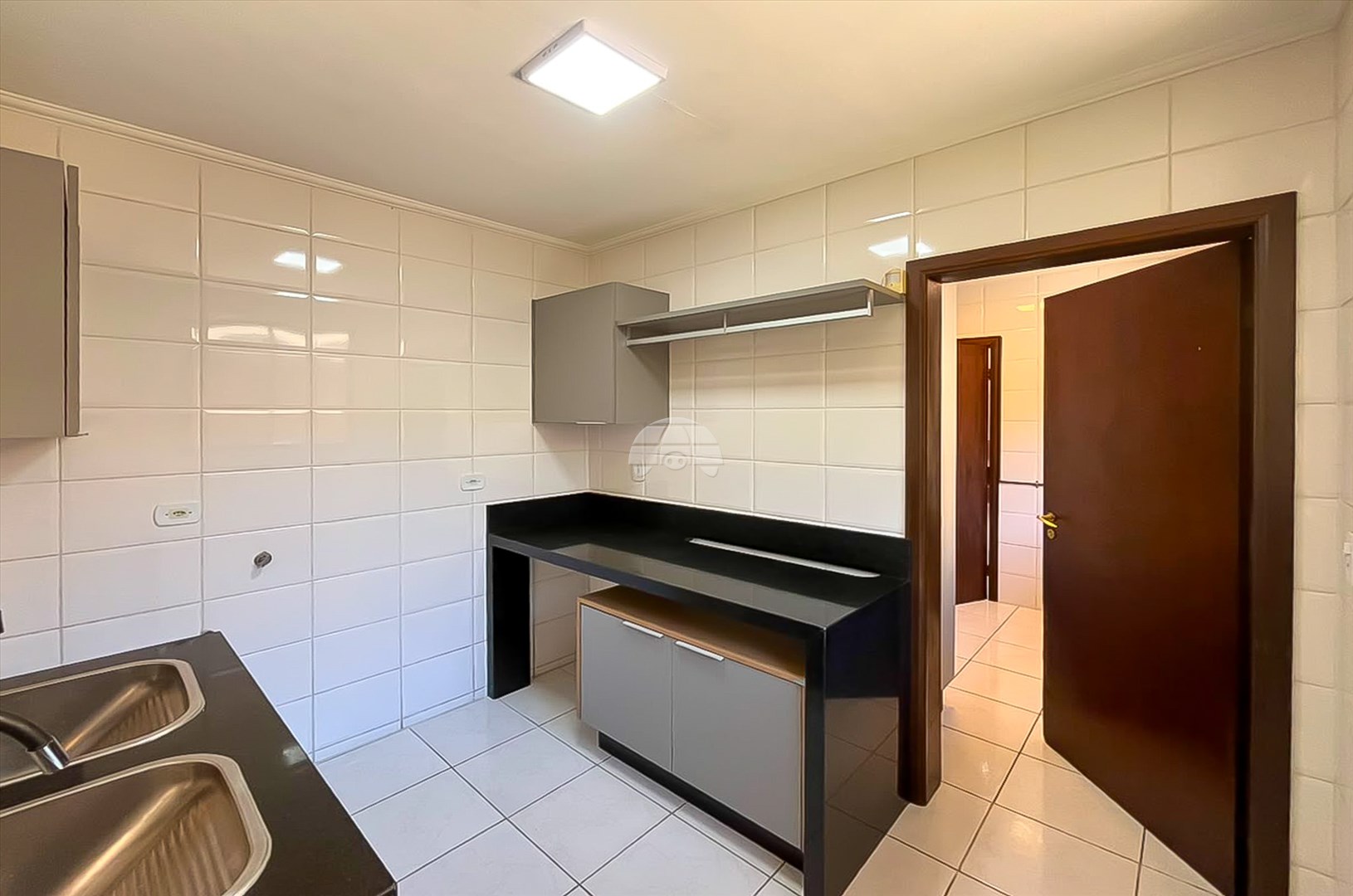 Casa para alugar em Boa Vista, Curitiba — MAFI ADMINISTRADORA DE IMOVEIS LTDA