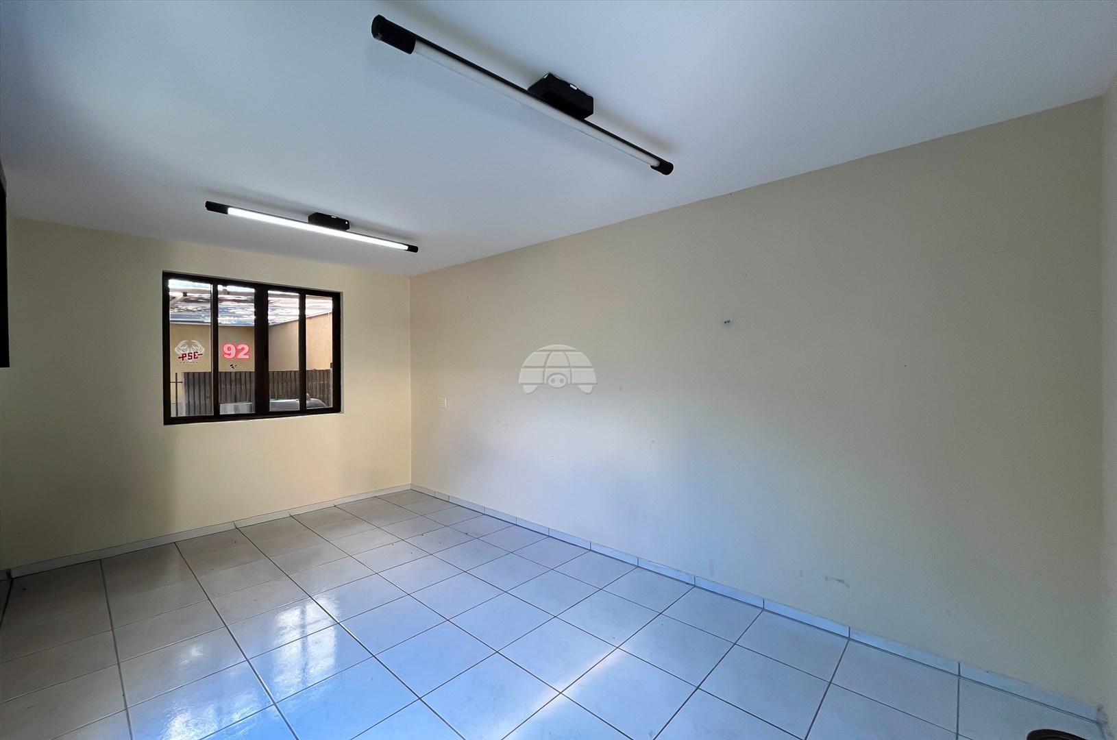 Casa para alugar em Boa Vista, Curitiba — MAFI ADMINISTRADORA DE IMOVEIS LTDA