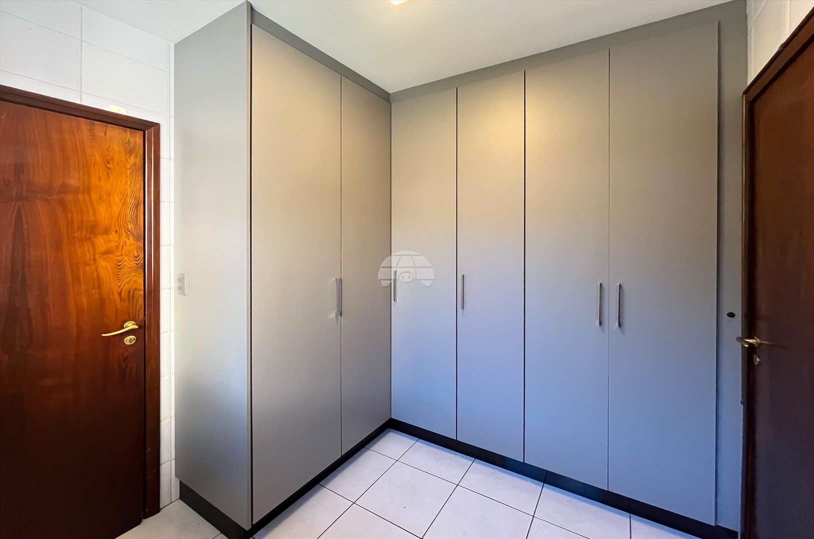 Casa para alugar em Boa Vista, Curitiba — MAFI ADMINISTRADORA DE IMOVEIS LTDA