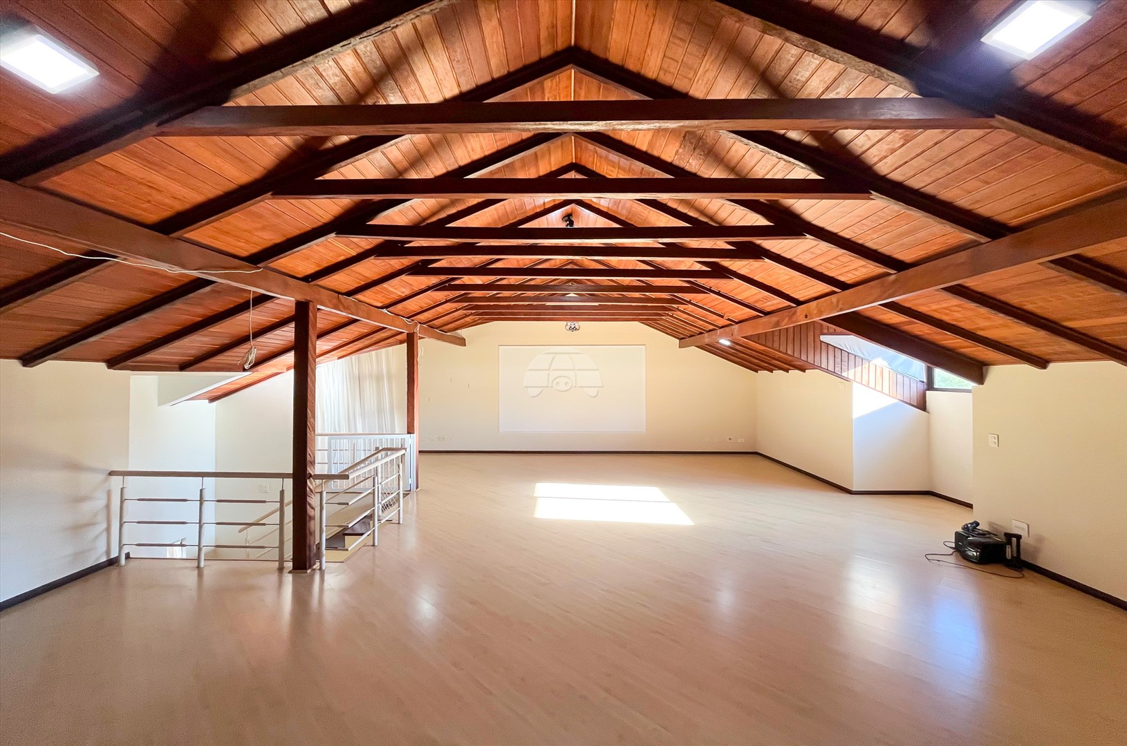 Casa para alugar em Boa Vista, Curitiba — MAFI ADMINISTRADORA DE IMOVEIS LTDA