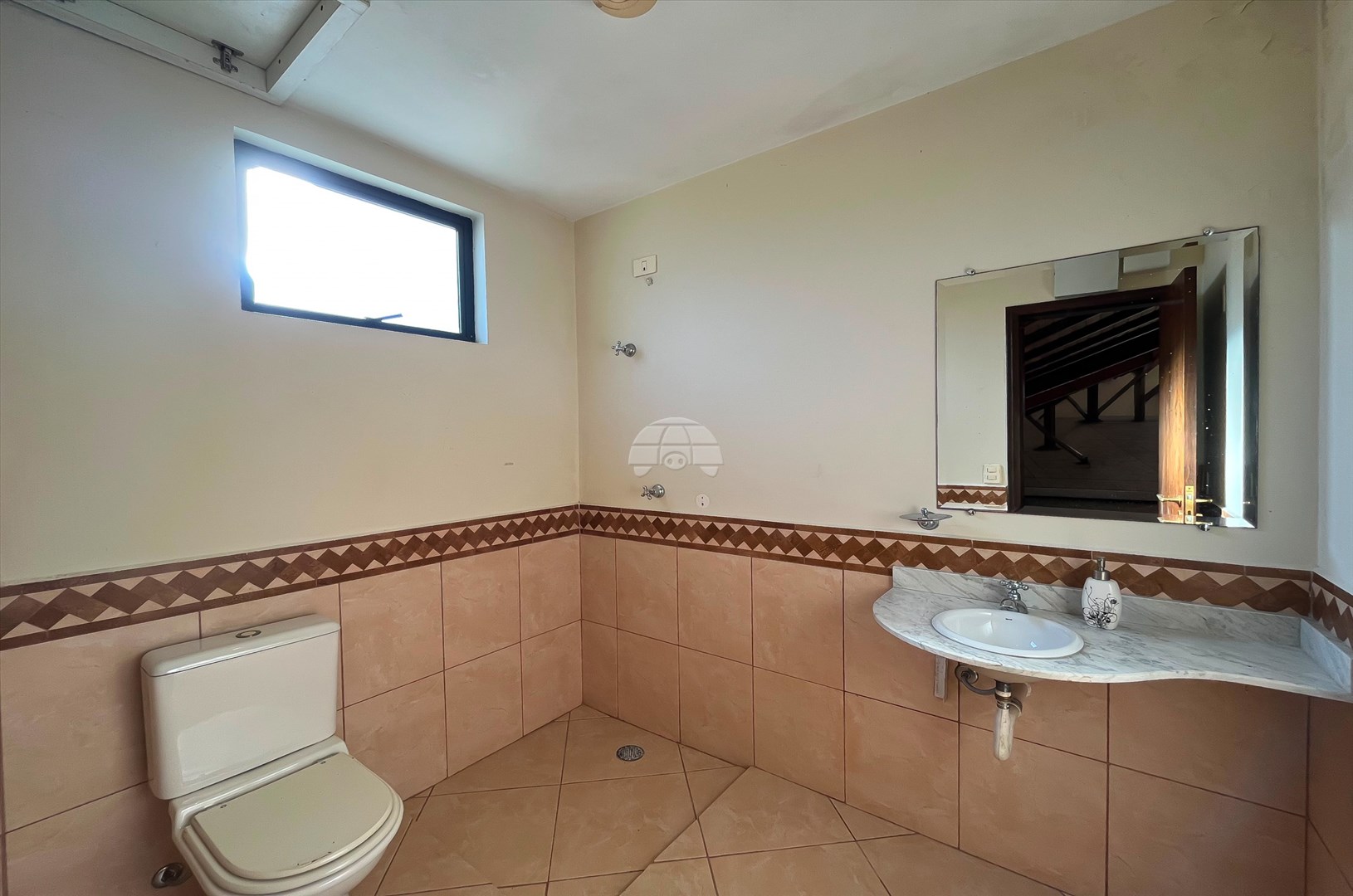 Casa para alugar em Boa Vista, Curitiba — MAFI ADMINISTRADORA DE IMOVEIS LTDA