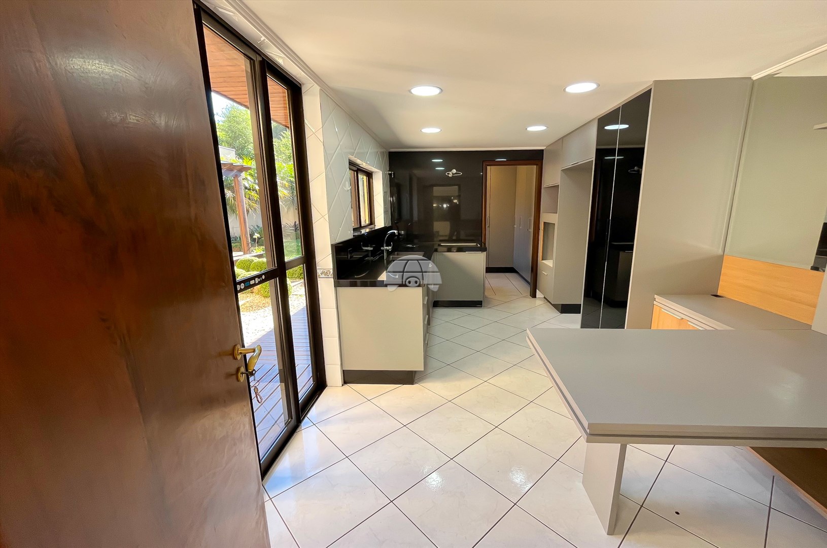 Casa para alugar em Boa Vista, Curitiba — MAFI ADMINISTRADORA DE IMOVEIS LTDA