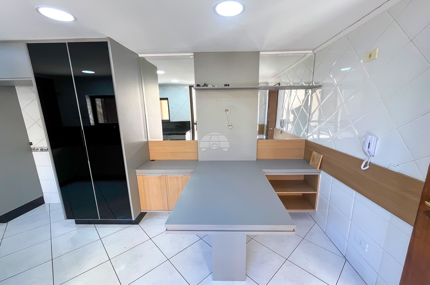 Casa para alugar em Boa Vista, Curitiba — MAFI ADMINISTRADORA DE IMOVEIS LTDA