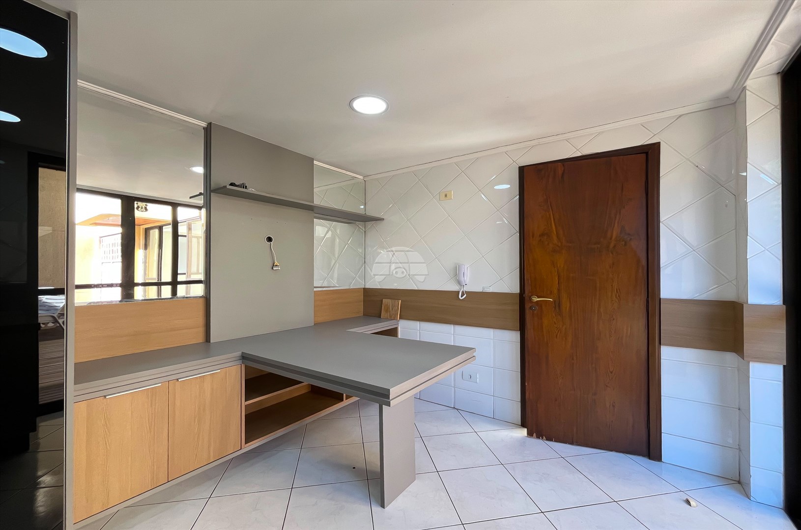 Casa para alugar em Boa Vista, Curitiba — MAFI ADMINISTRADORA DE IMOVEIS LTDA